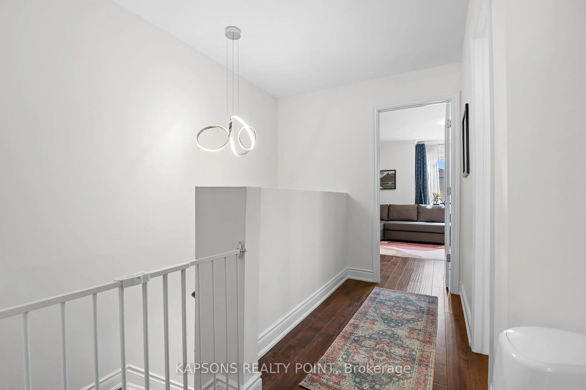 1255 Woodhill Court