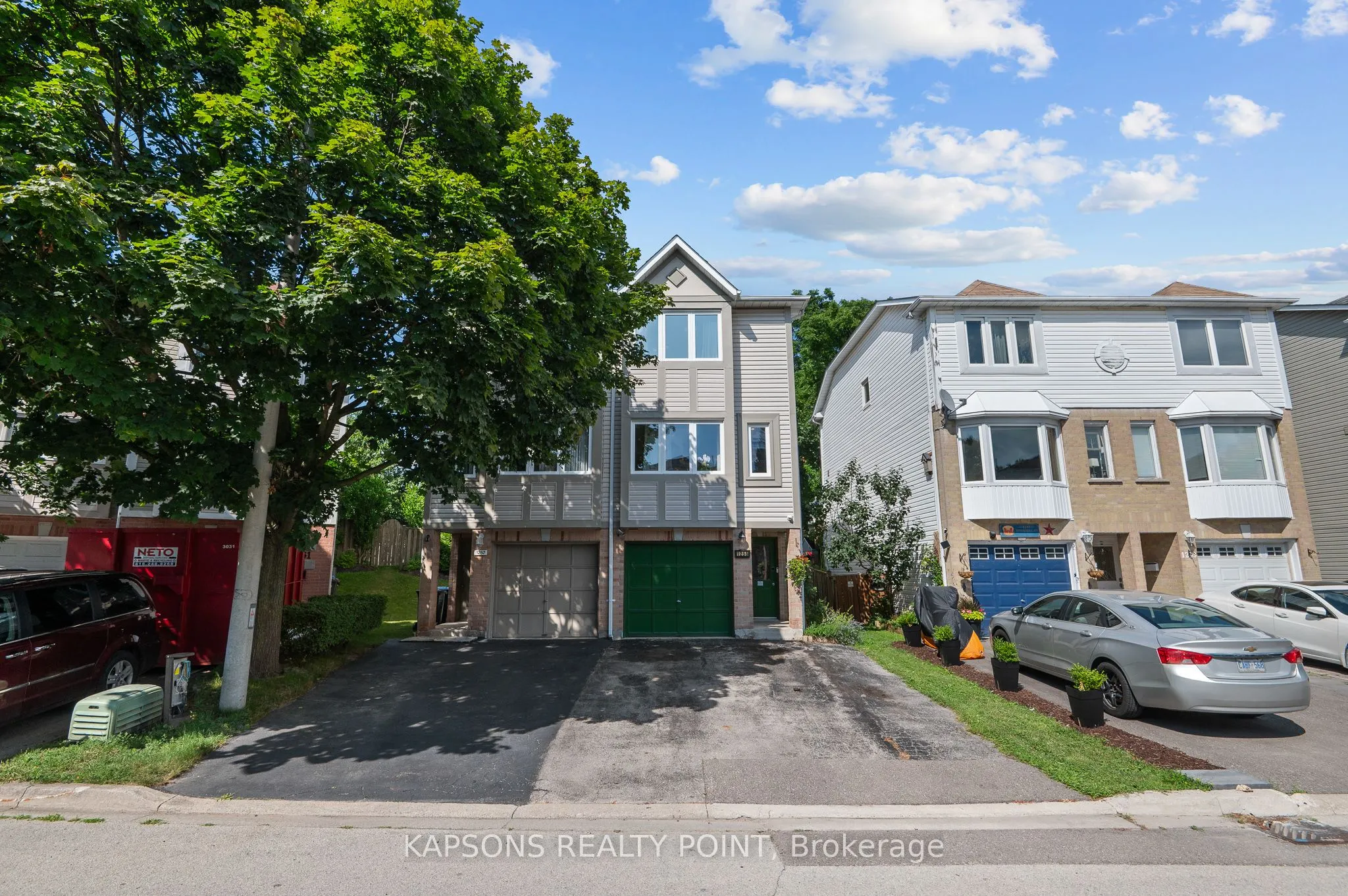 1255 Woodhill Court
