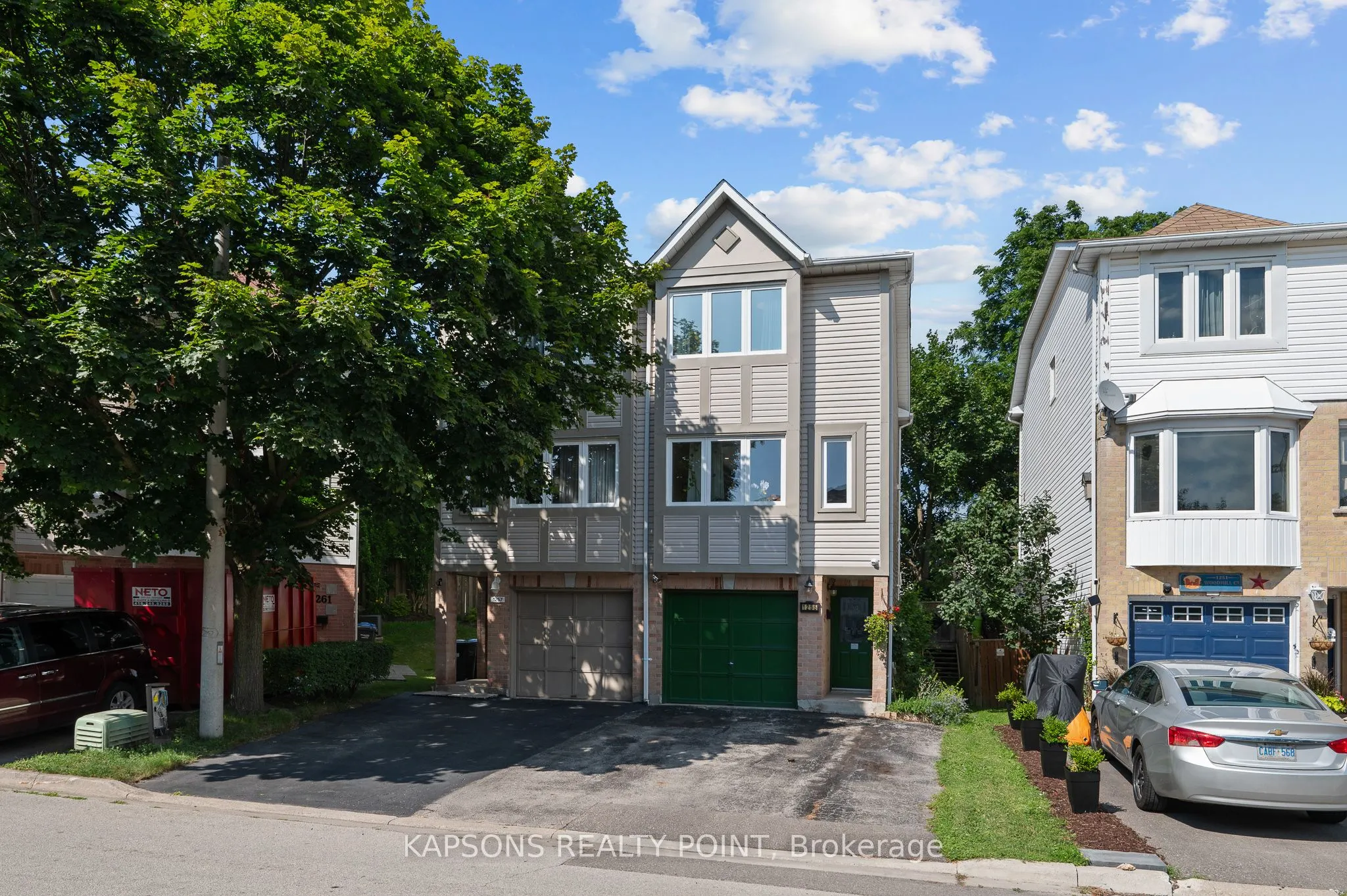 1255 Woodhill Court