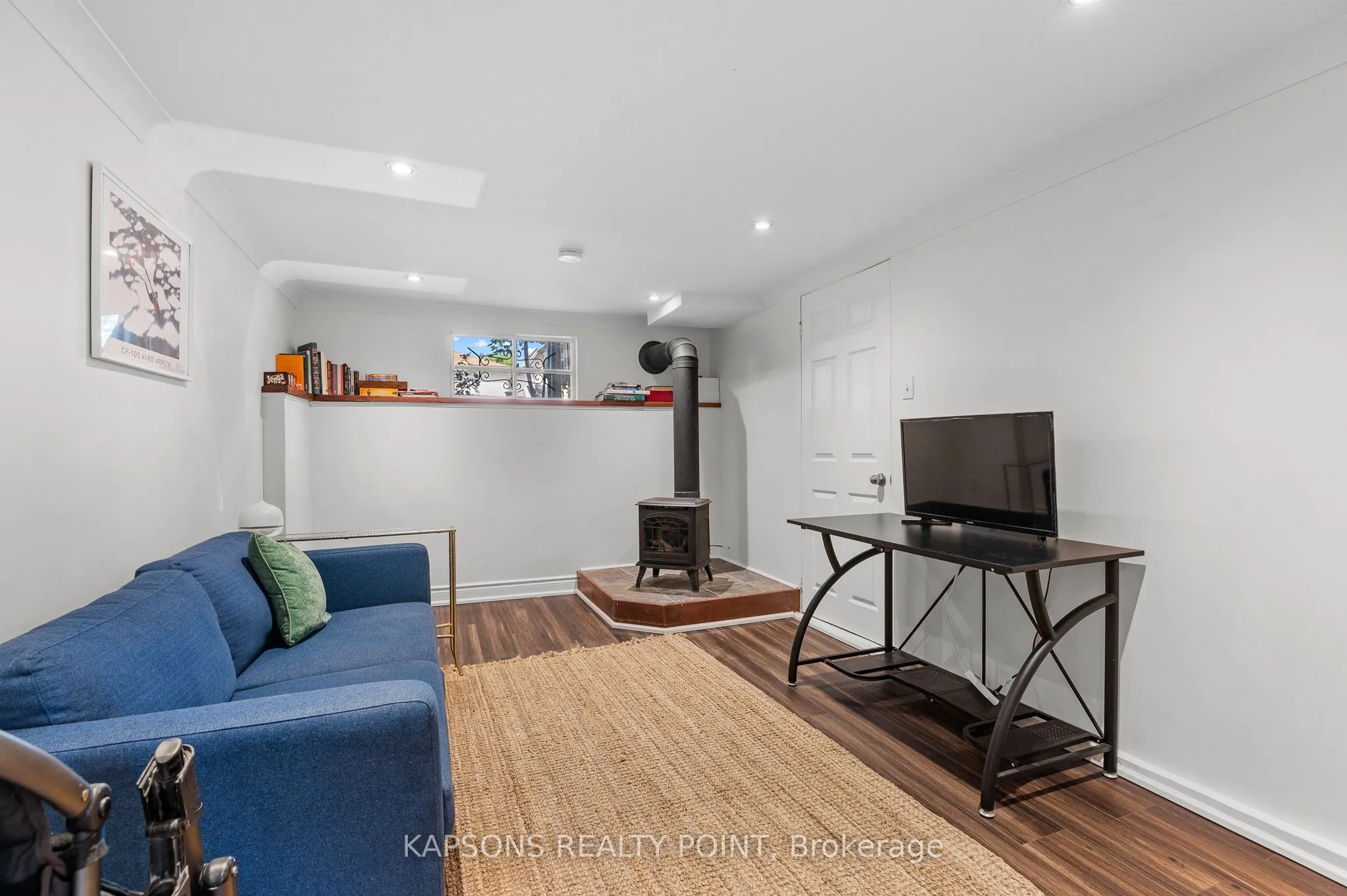 1255 Woodhill Court