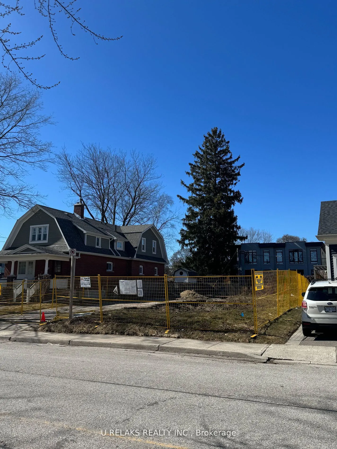52 Forest Avenue