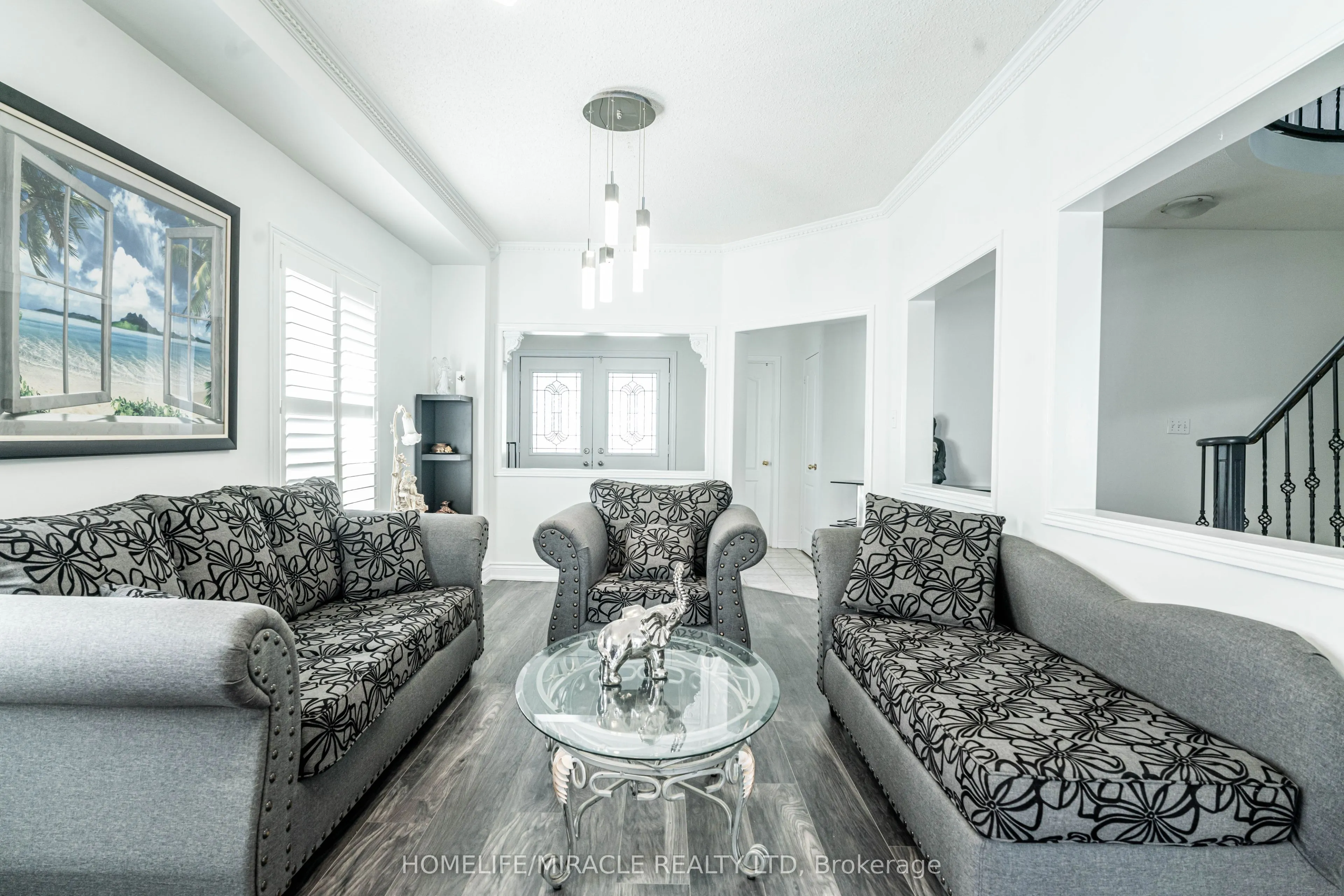 16 Signet Court