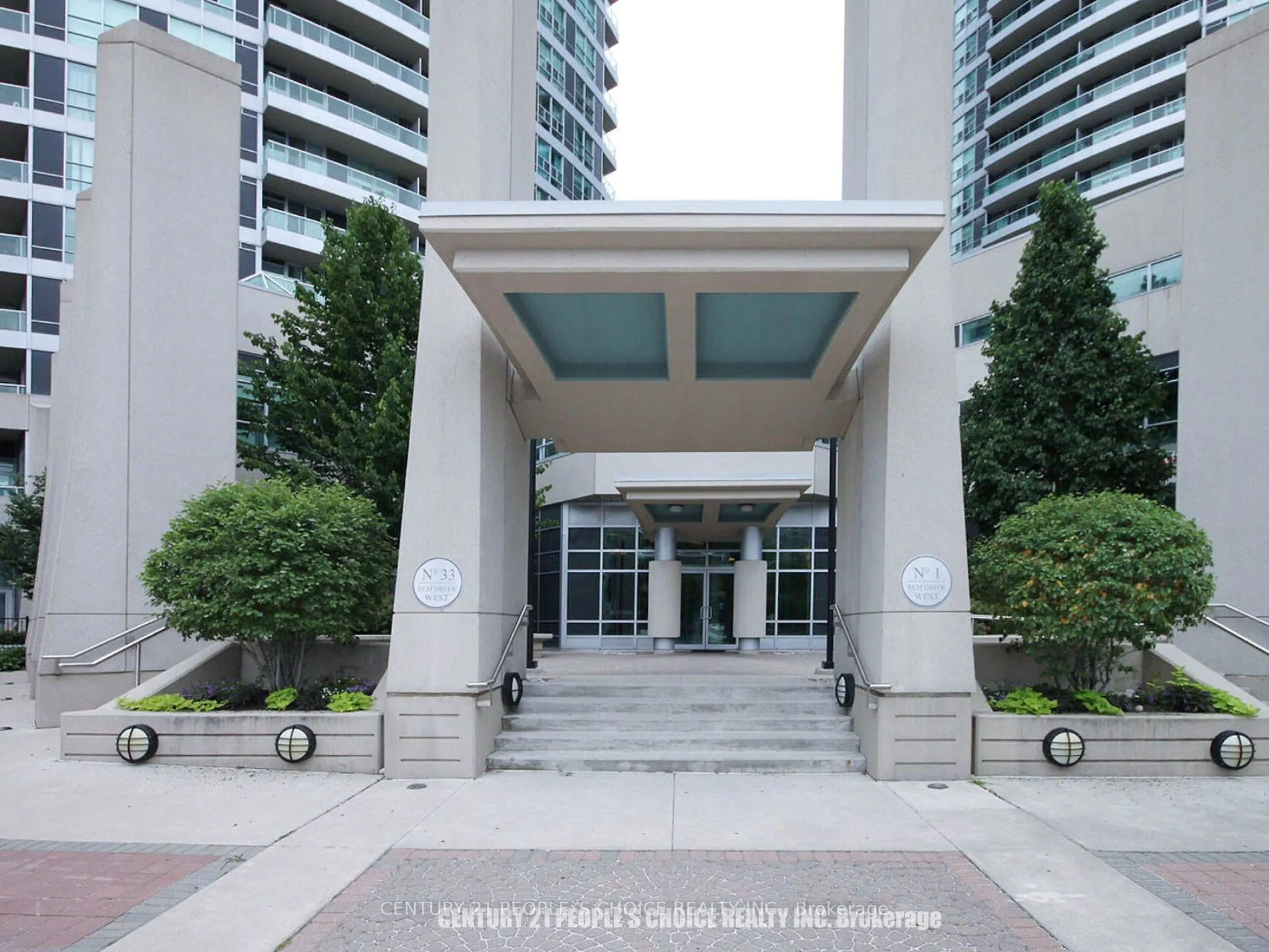 1 Elm Drive, #903