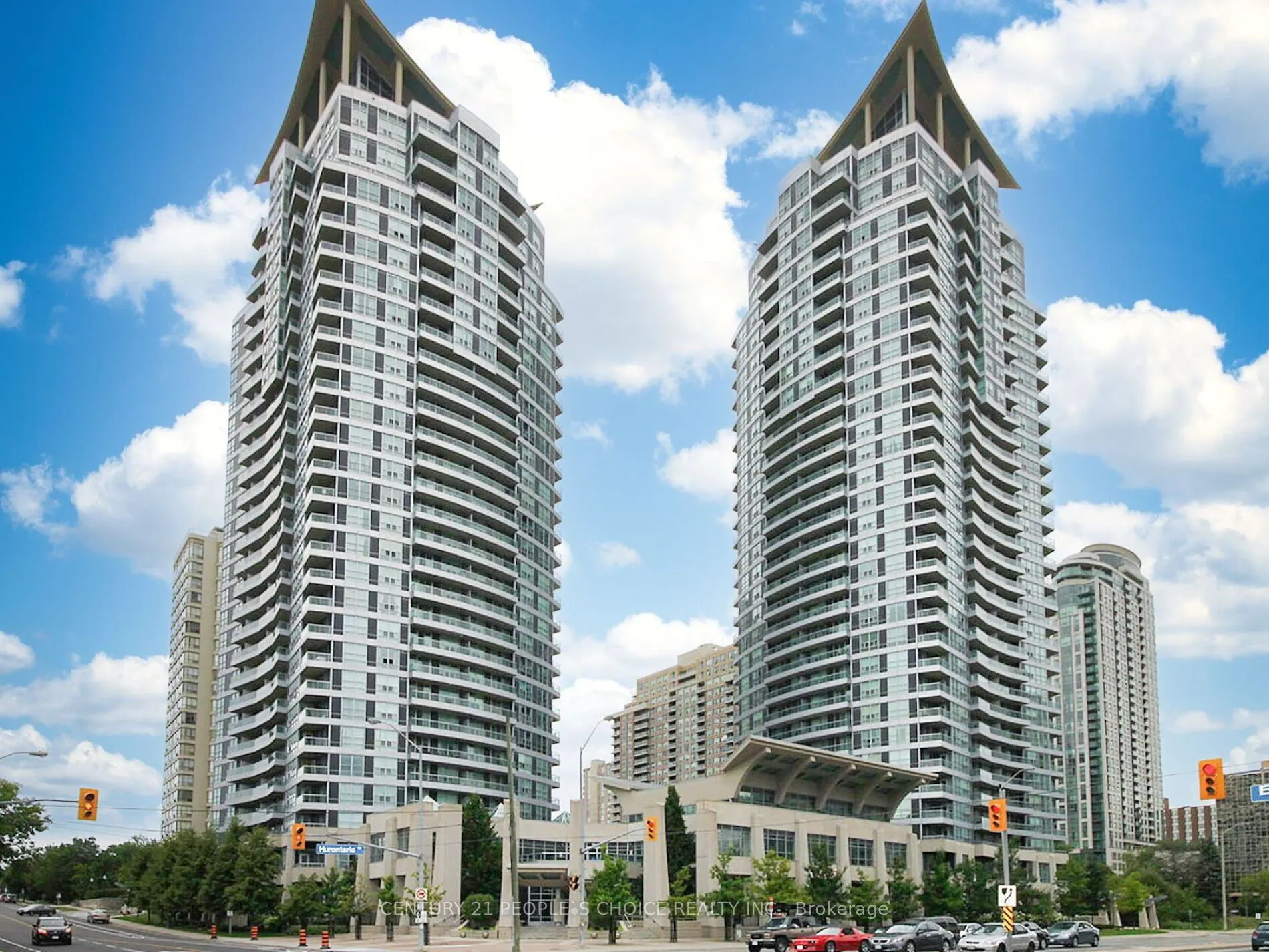 1 Elm Drive, #903