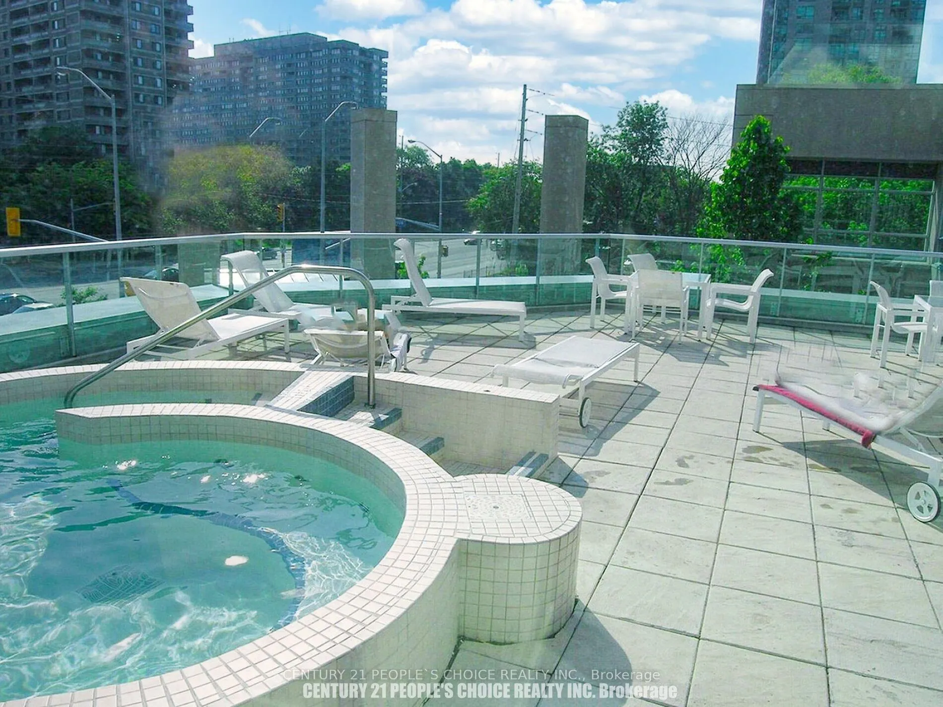 1 Elm Drive, #903