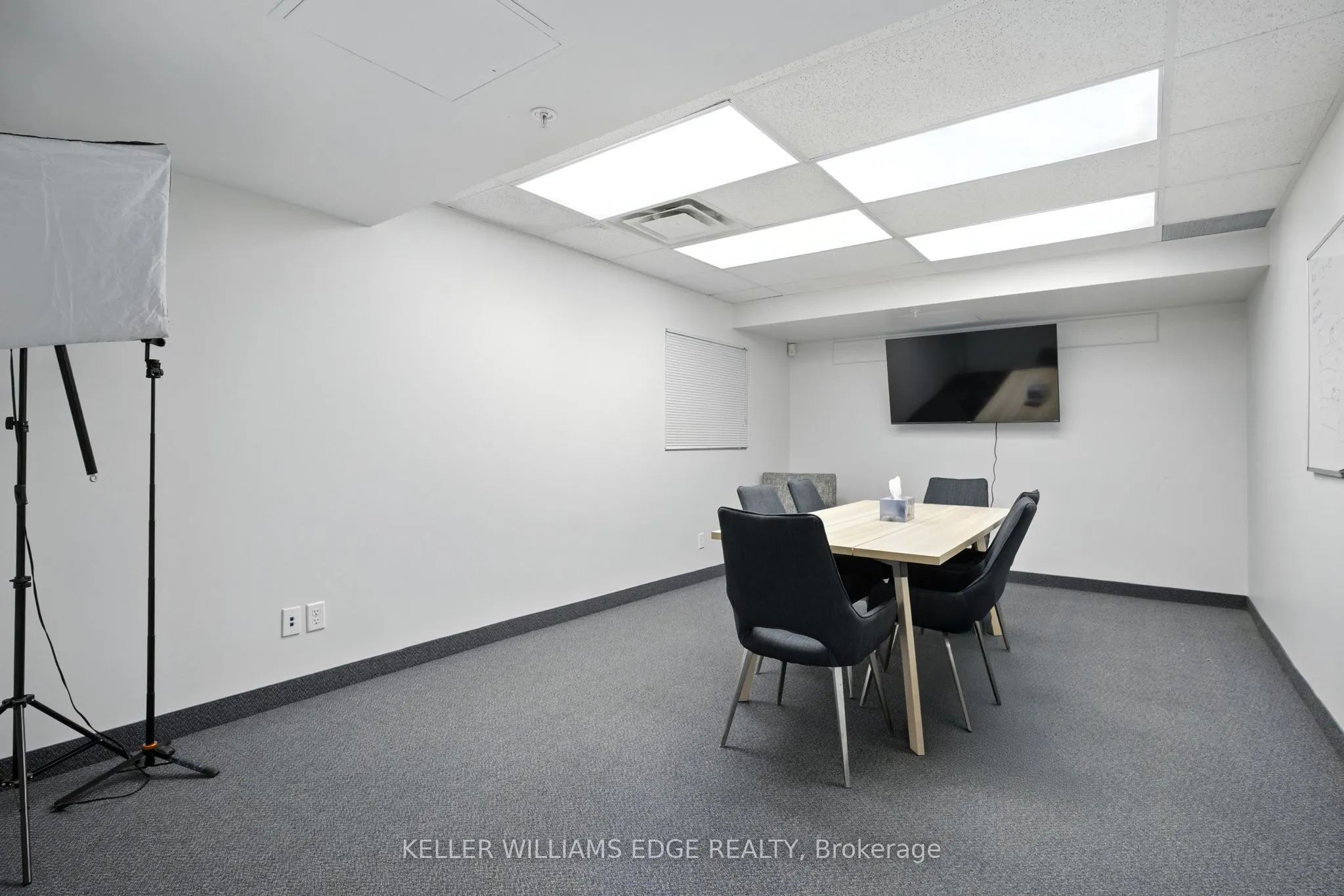 2100 Bloor Street W, #201