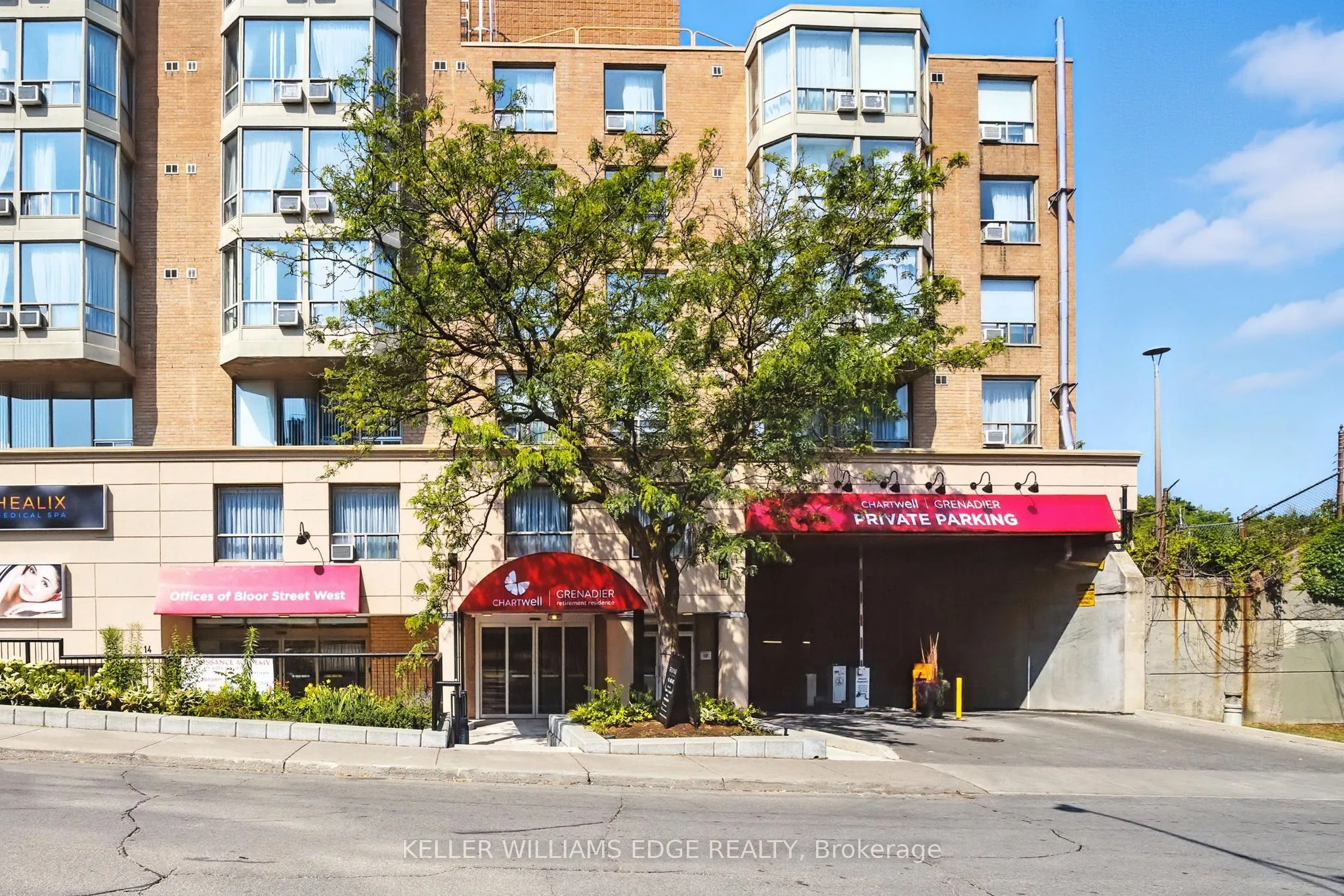 2100 Bloor Street W, #201
