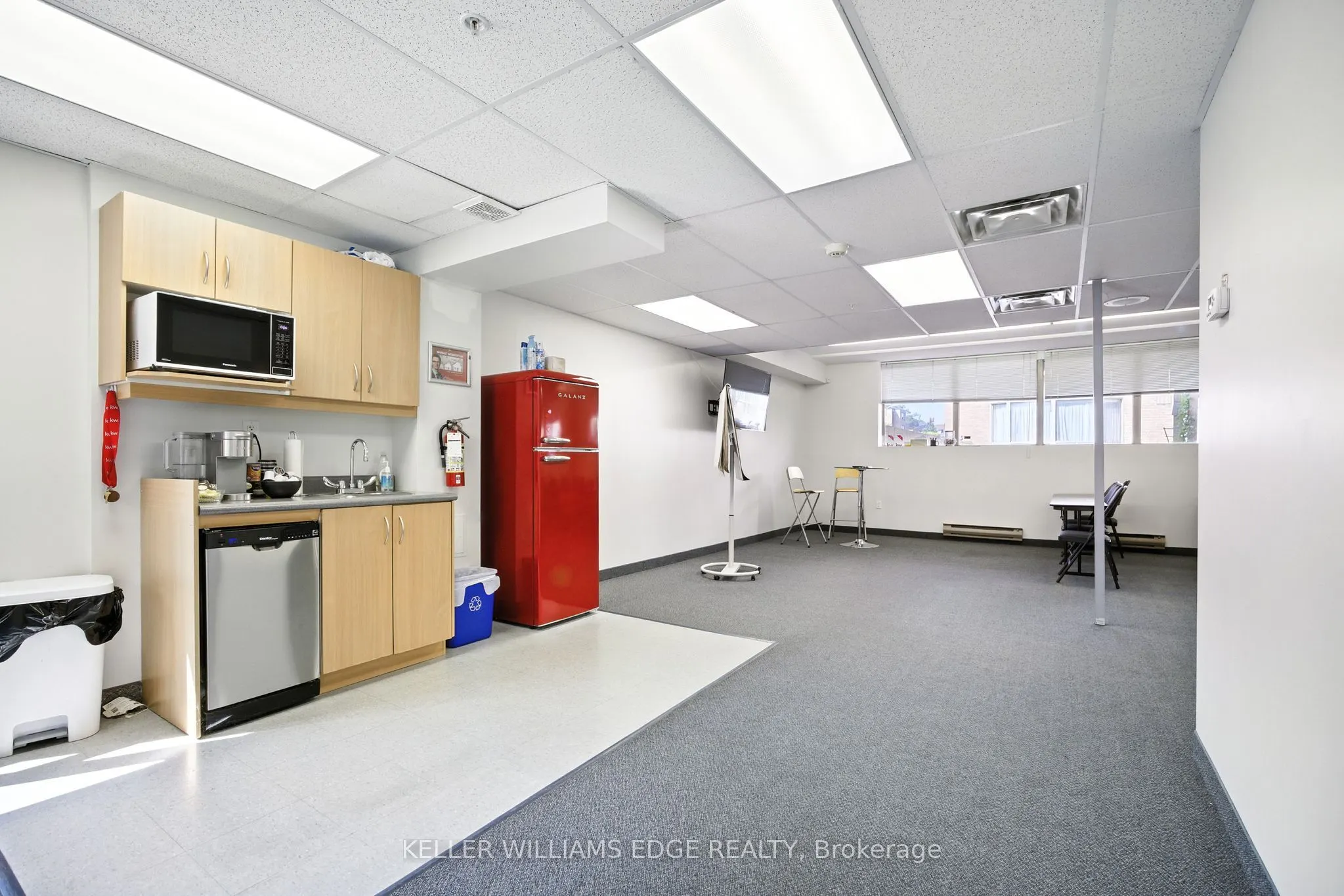 2100 Bloor Street W, #201