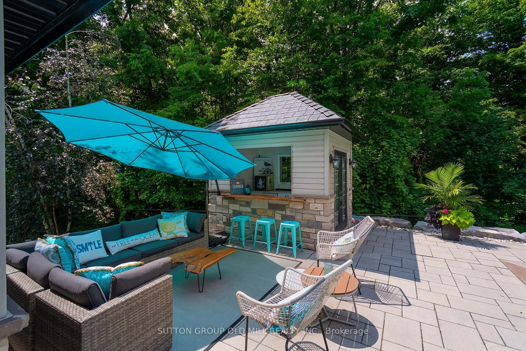 14 Canis Street
