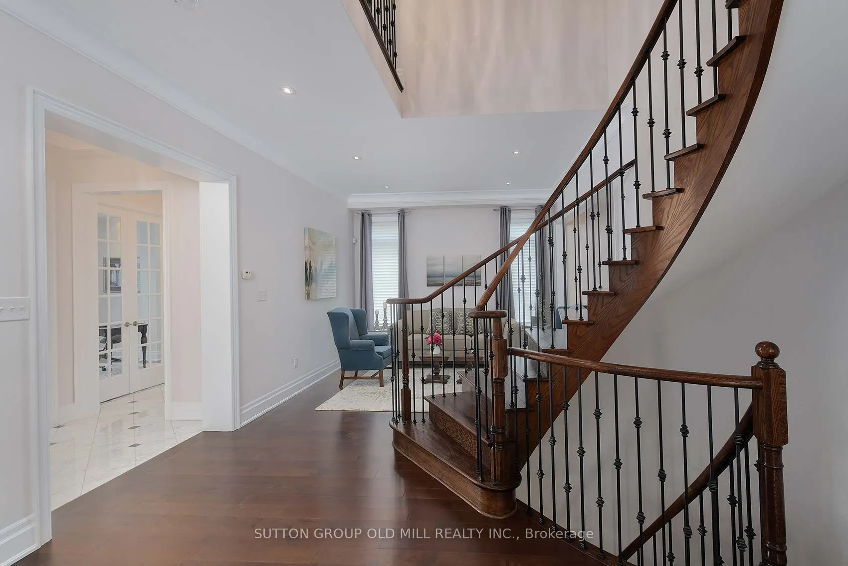 14 Canis Street
