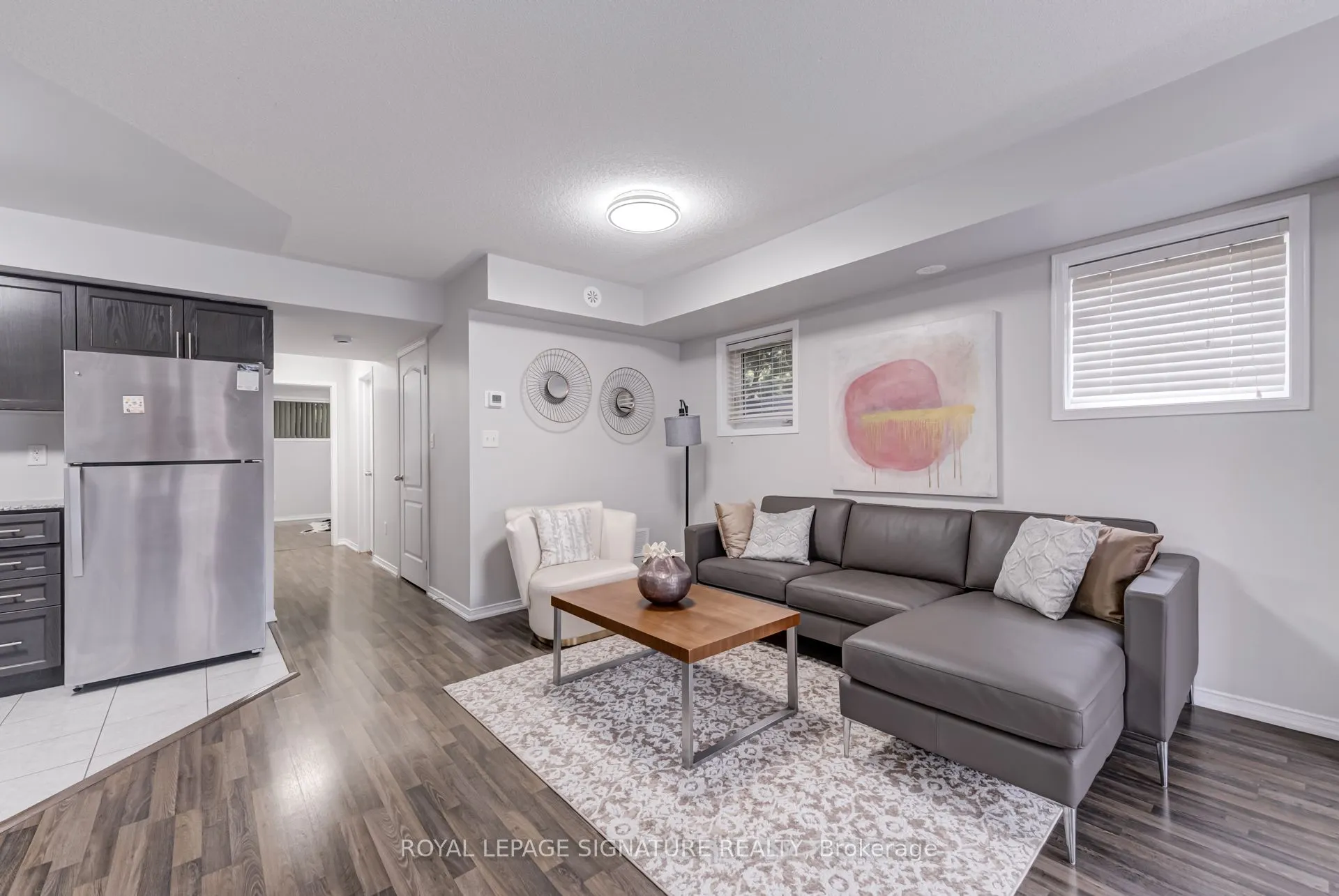 2492 Post Road, #19