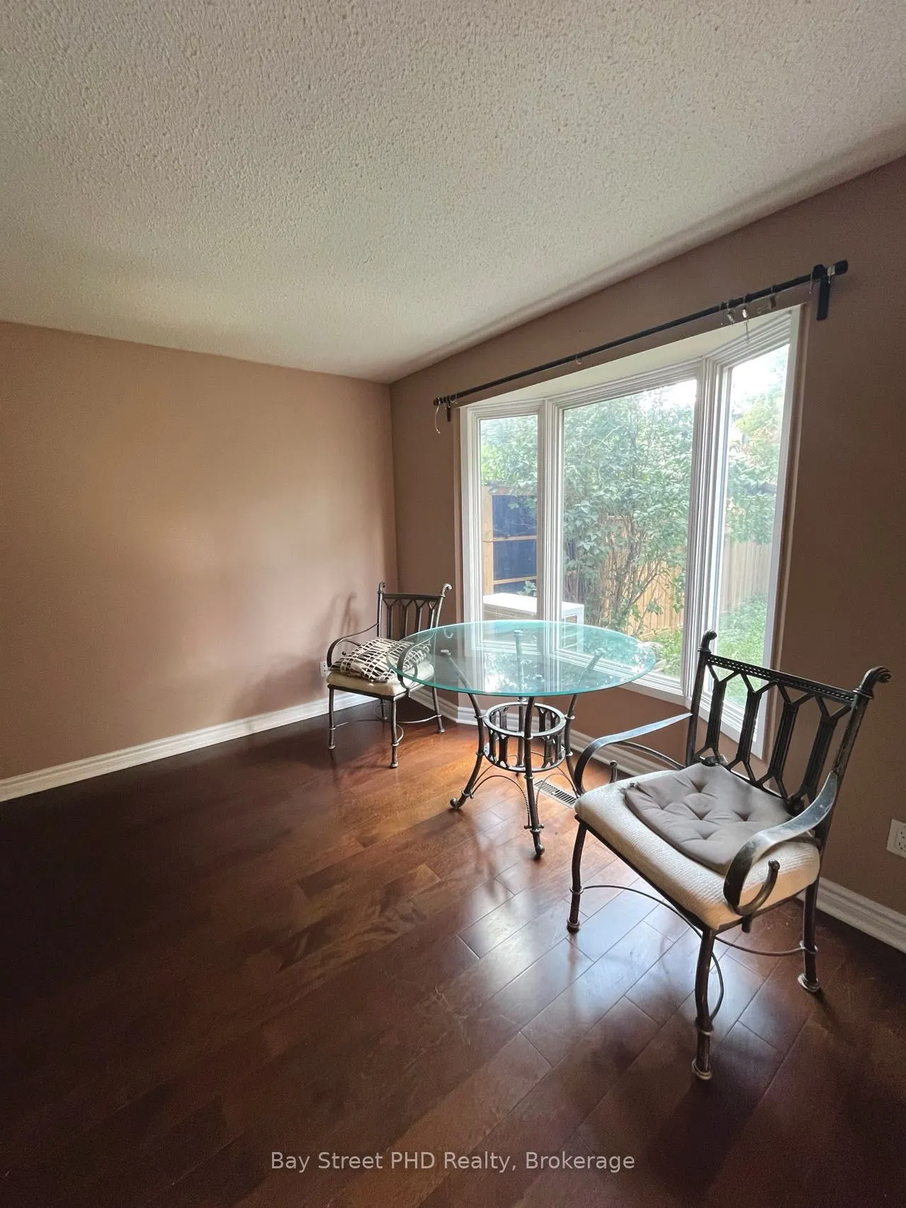 4109 Stonemason Crescent