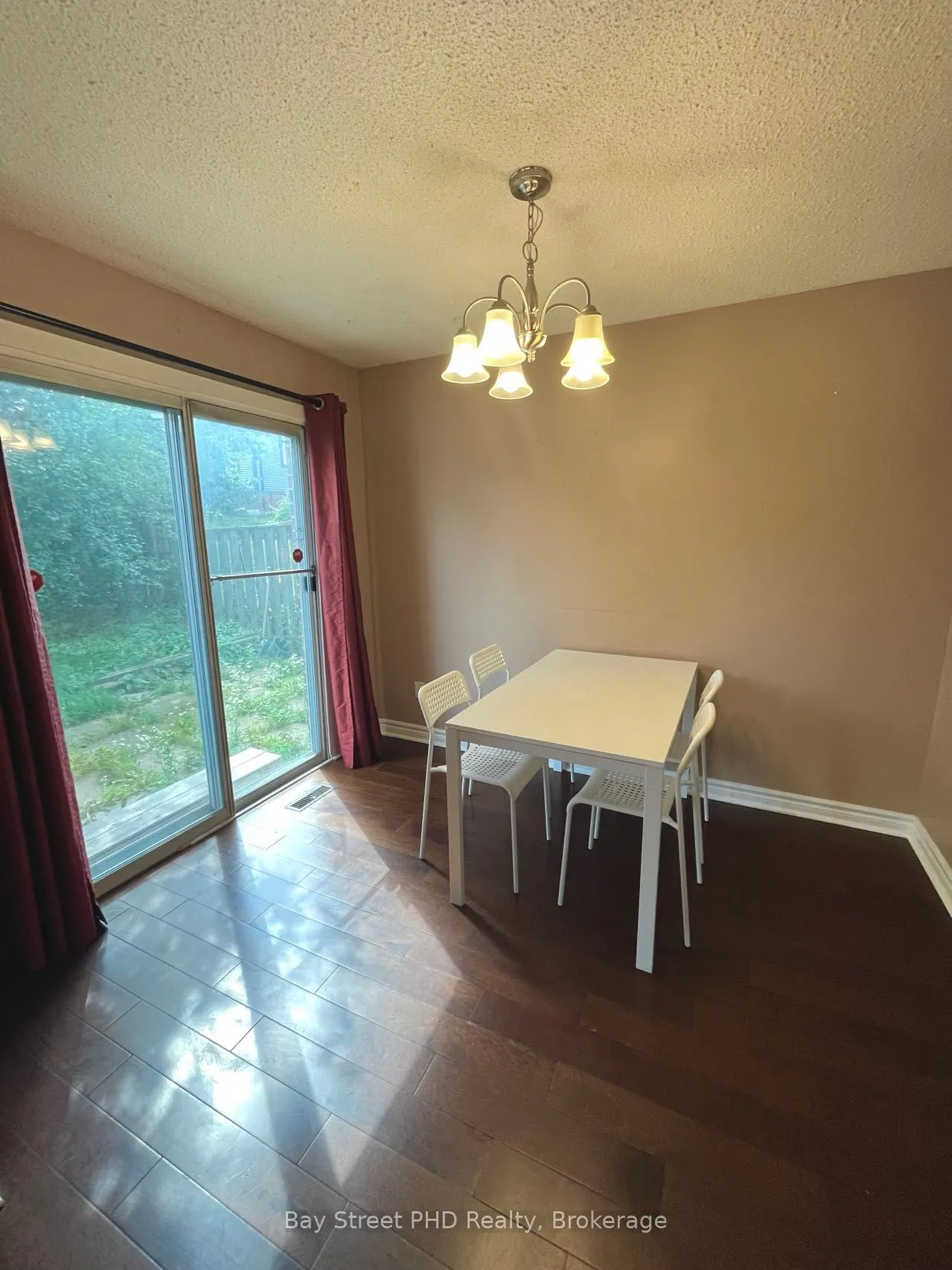 4109 Stonemason Crescent