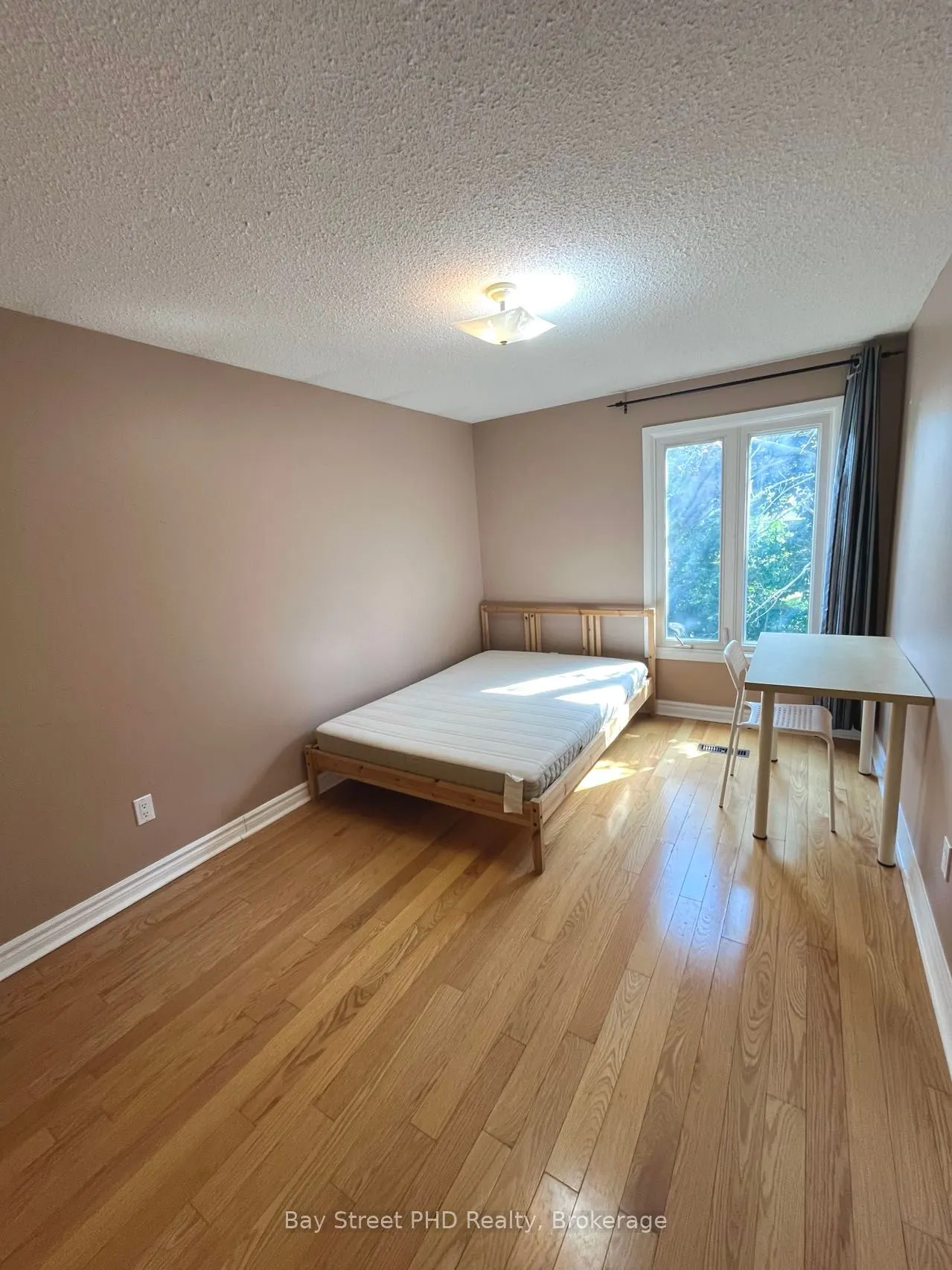 4109 Stonemason Crescent