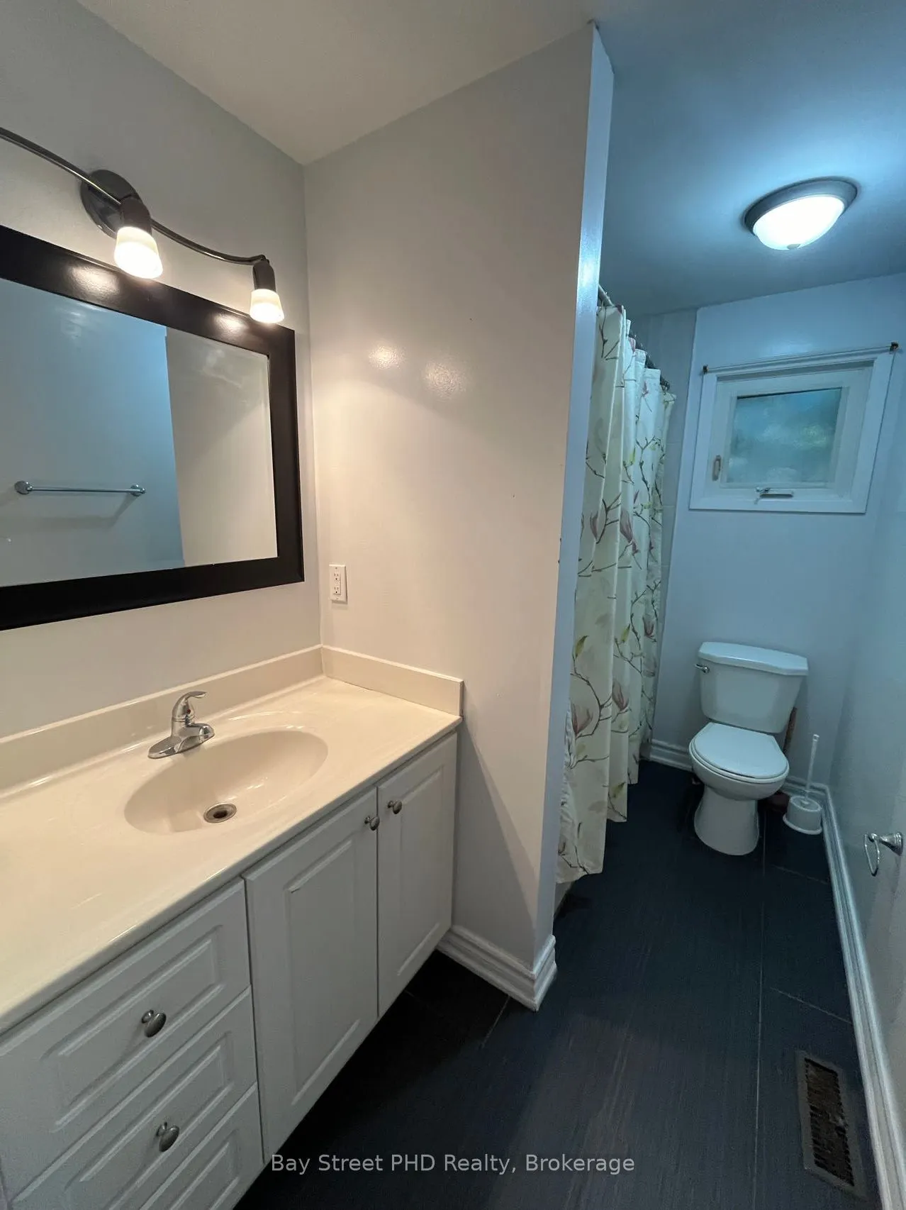 4109 Stonemason Crescent