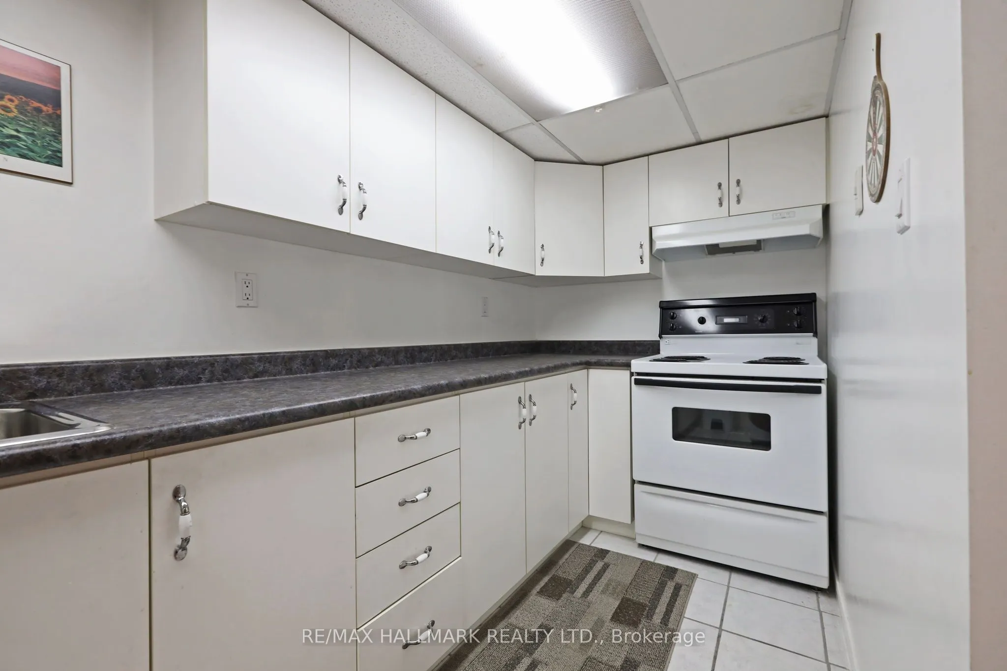 523 Petawawa Crescent