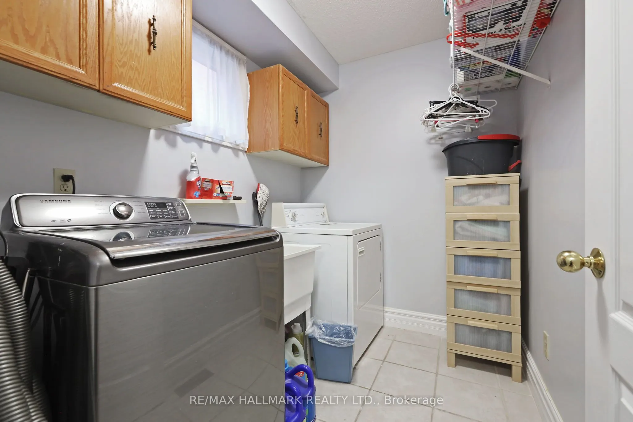 523 Petawawa Crescent