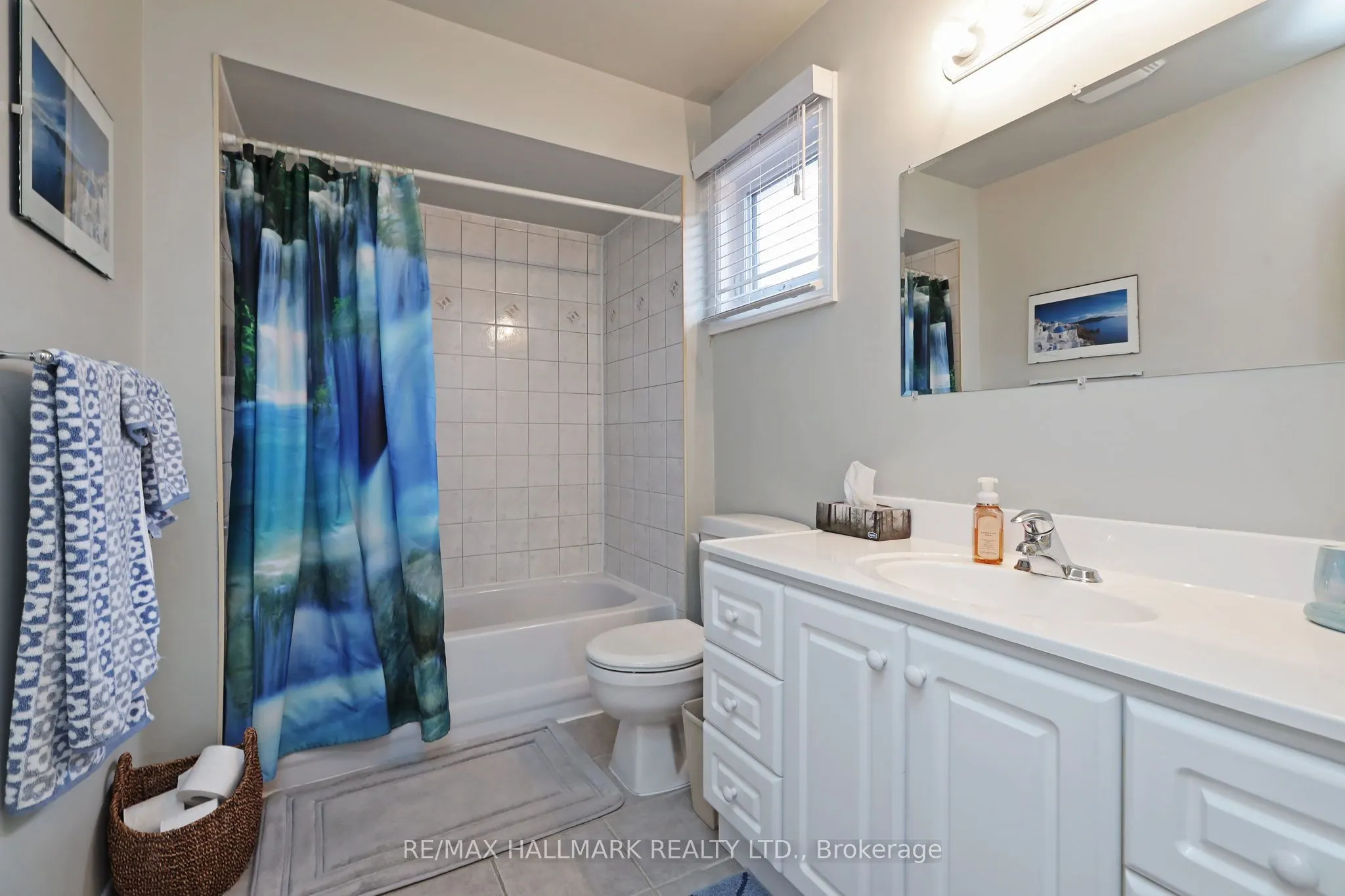 523 Petawawa Crescent