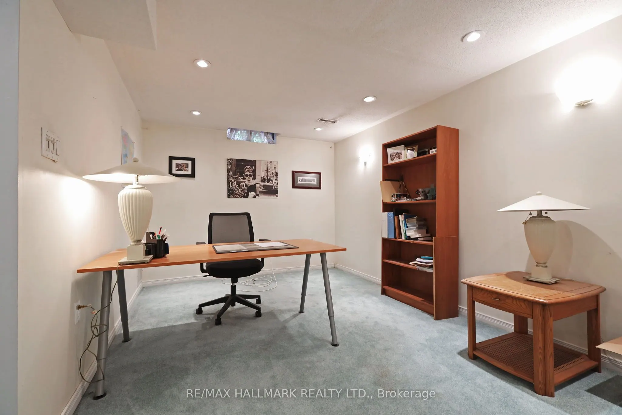 523 Petawawa Crescent