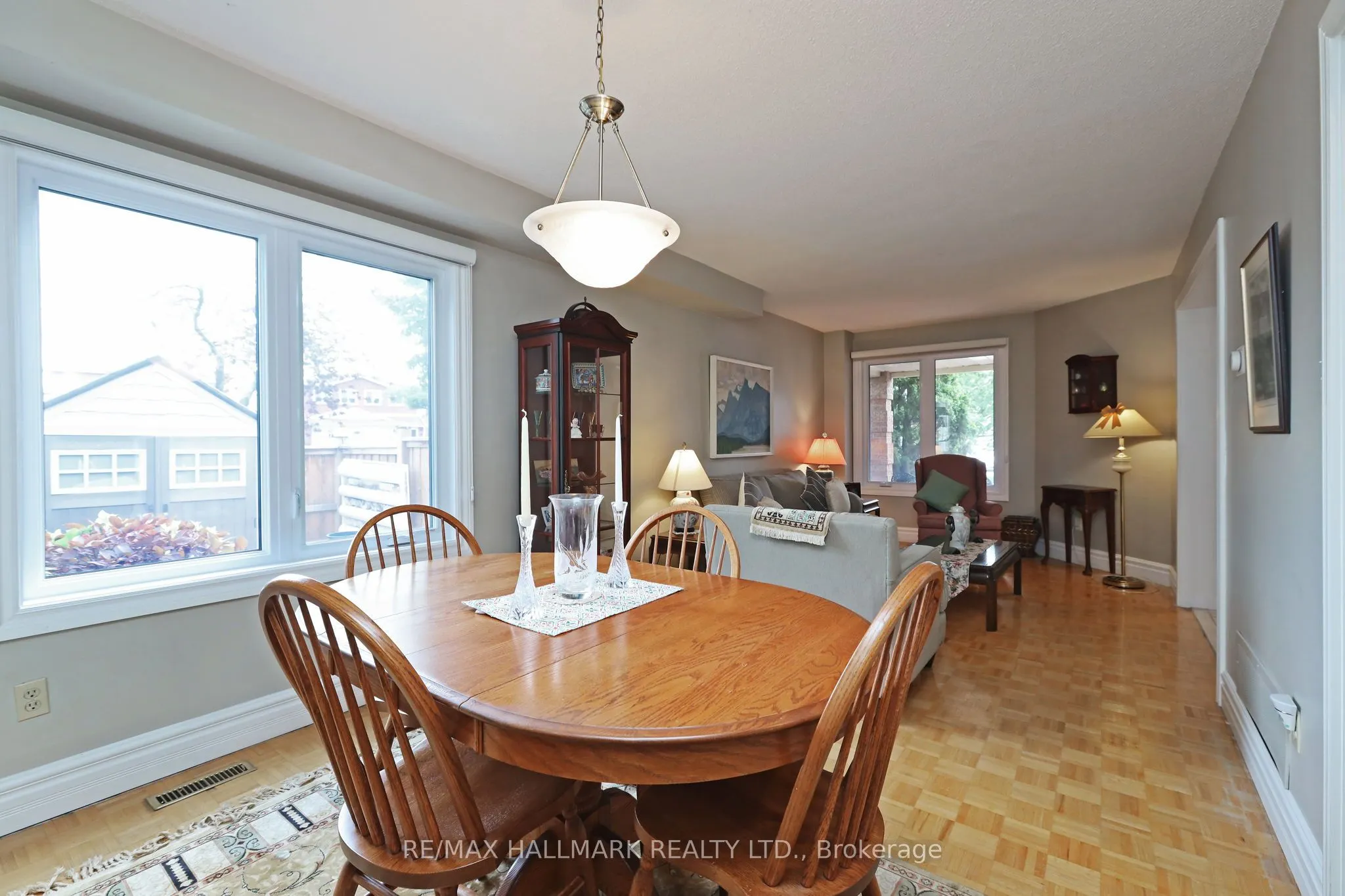 523 Petawawa Crescent