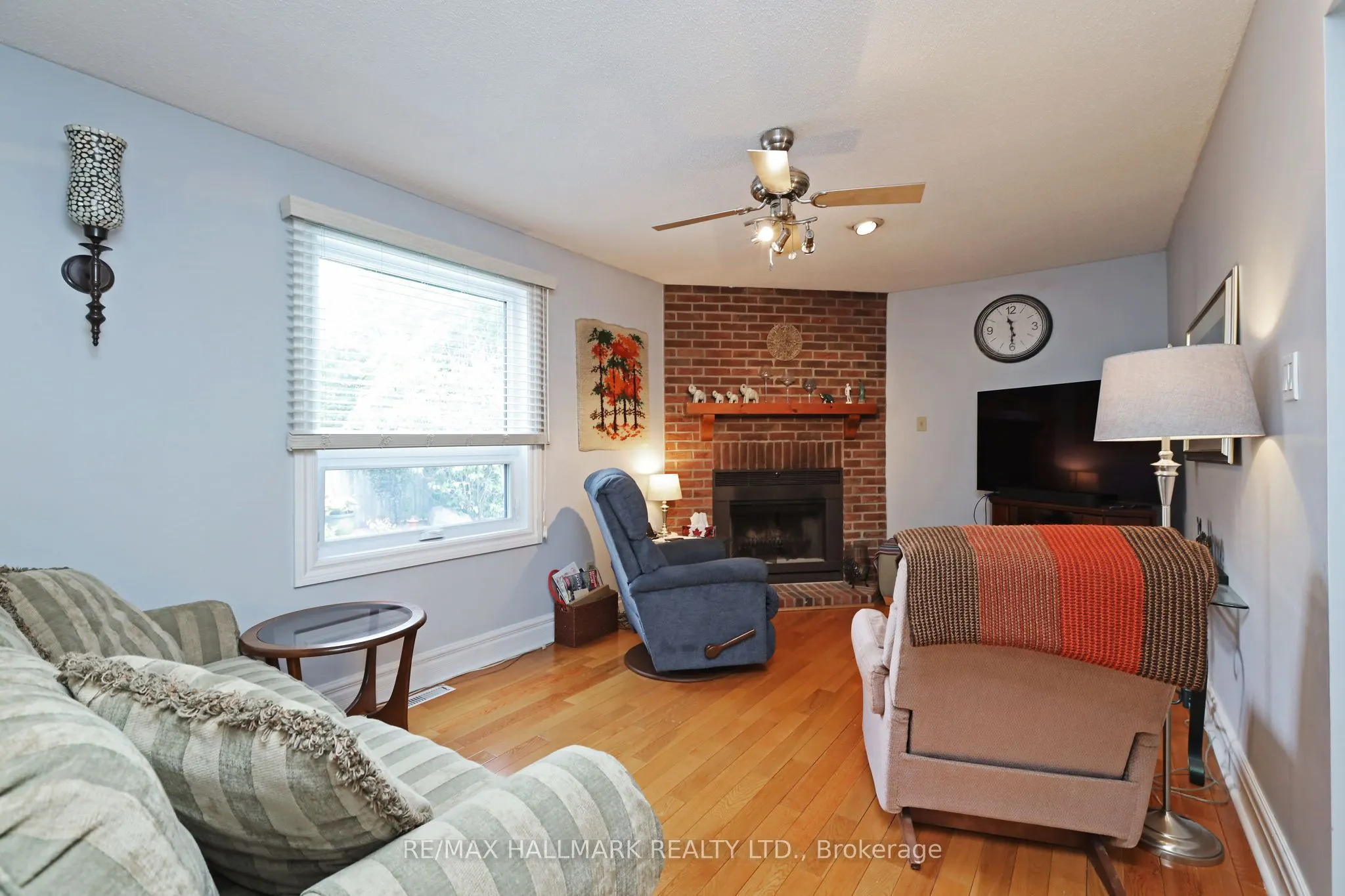 523 Petawawa Crescent