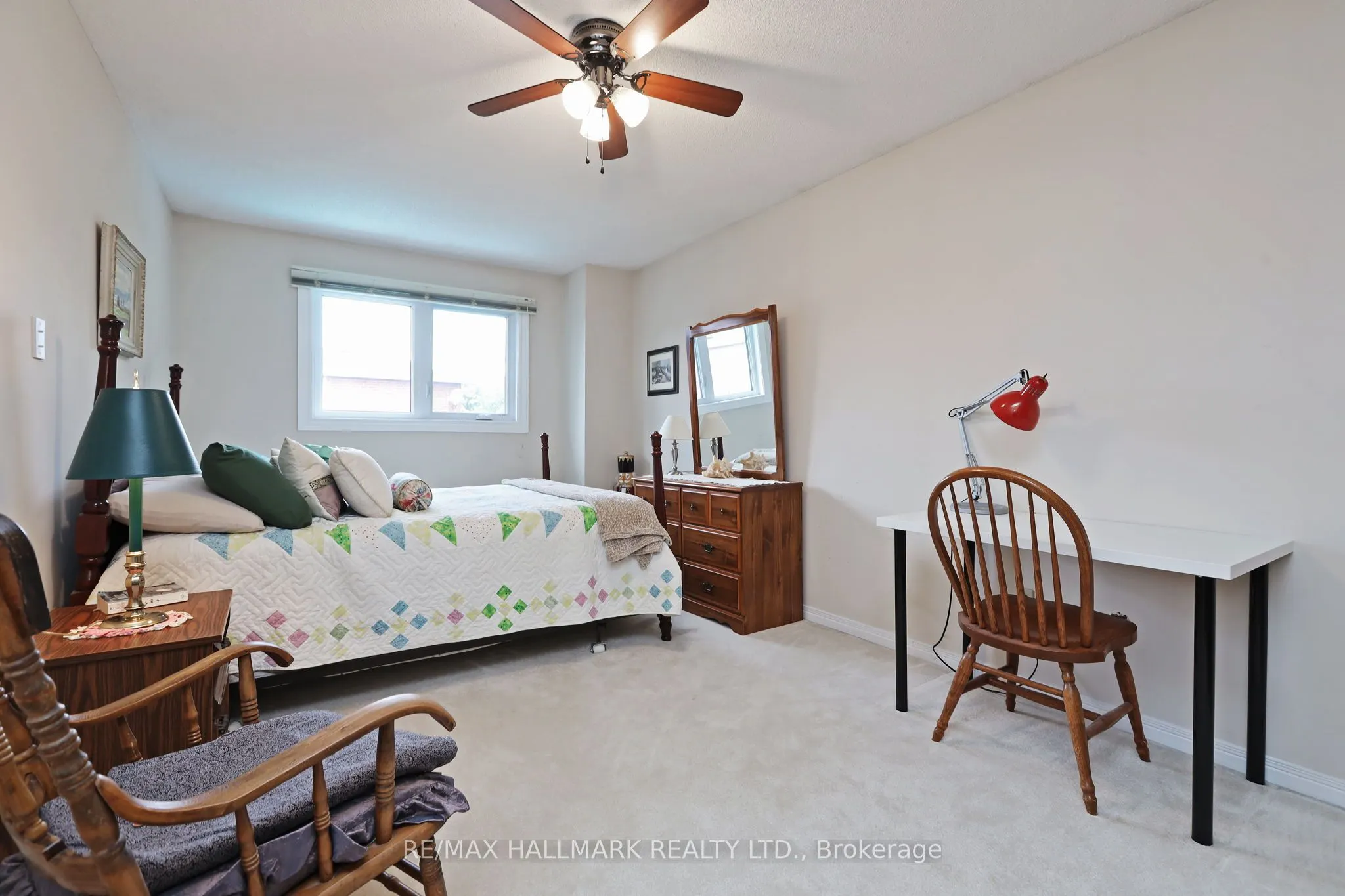 523 Petawawa Crescent