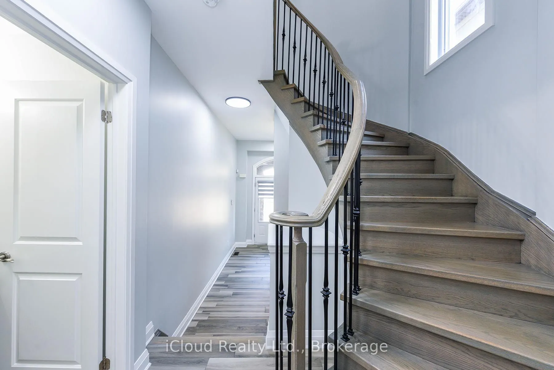 66 Gammon Crescent