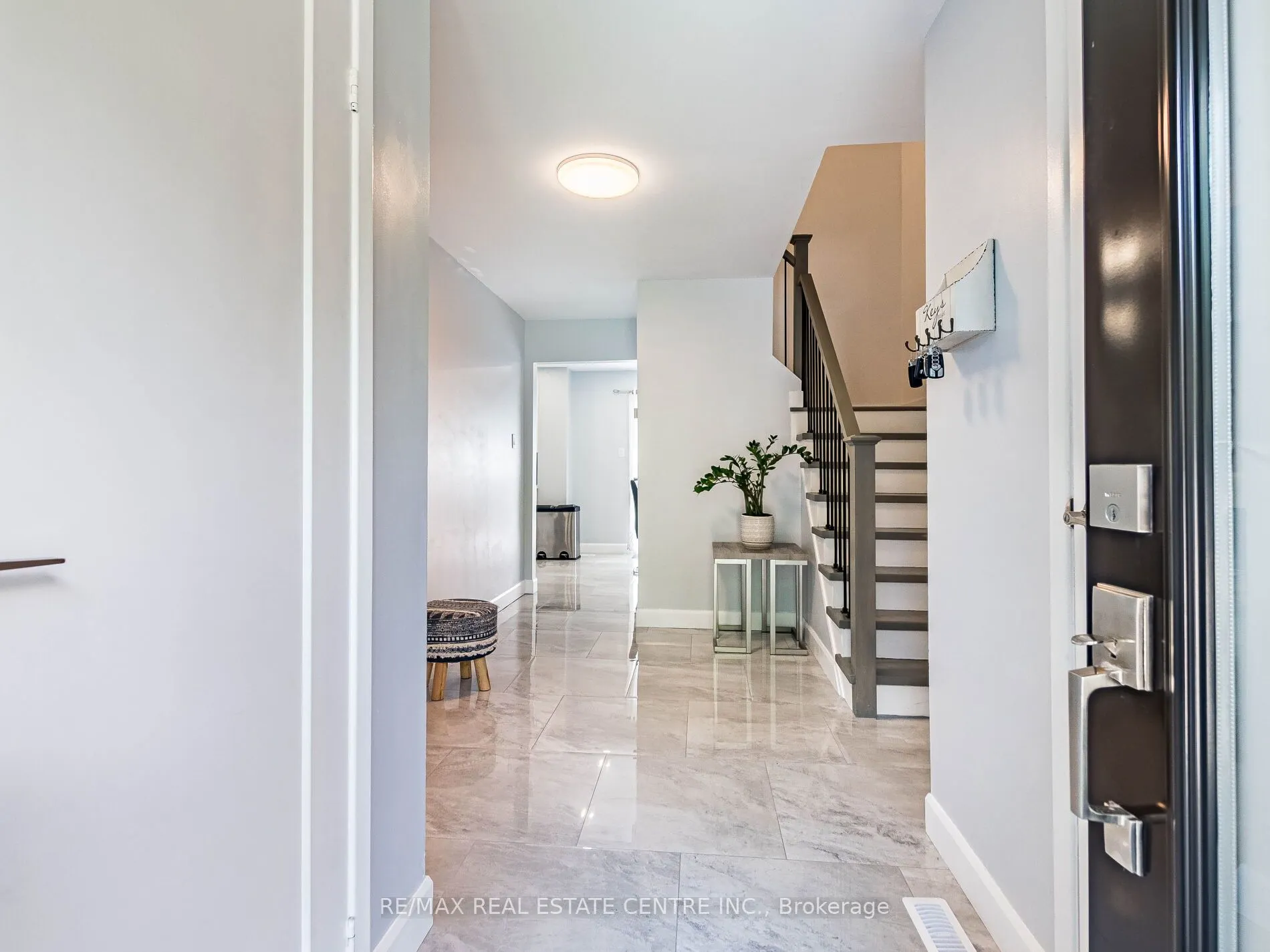 52 Mozart Crescent