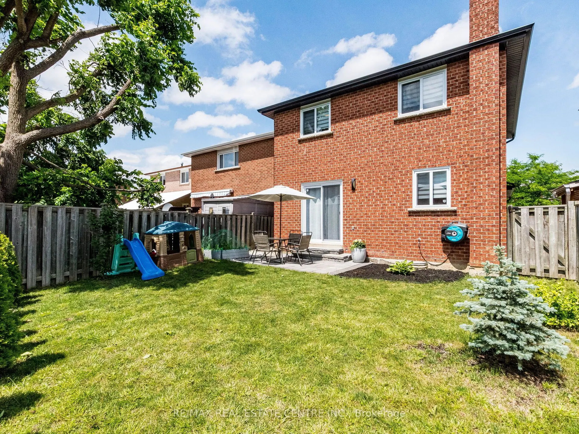 52 Mozart Crescent
