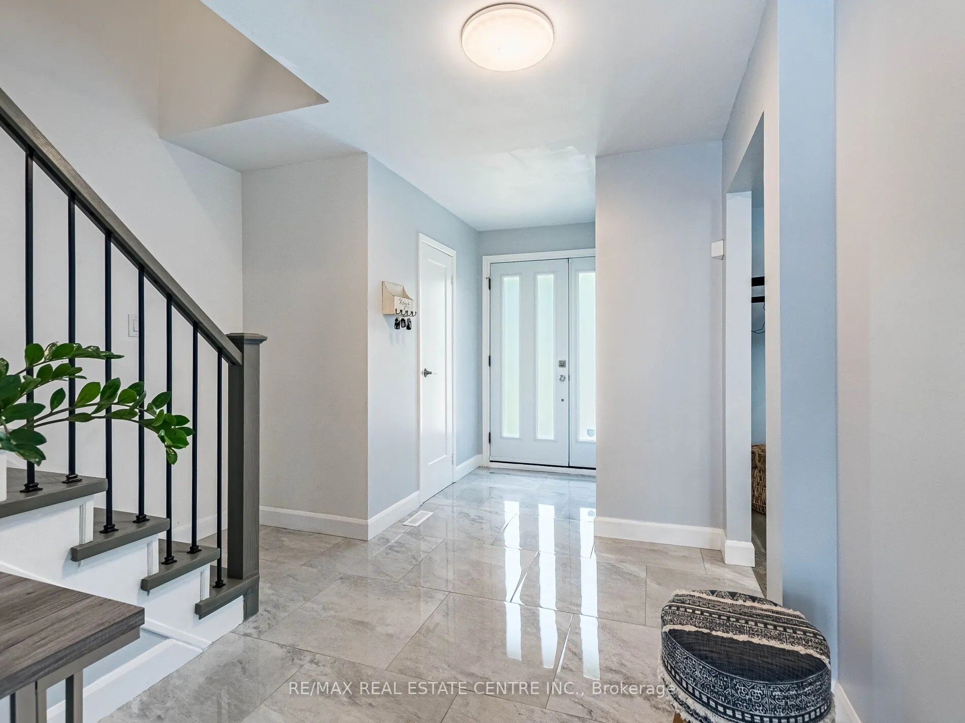 52 Mozart Crescent
