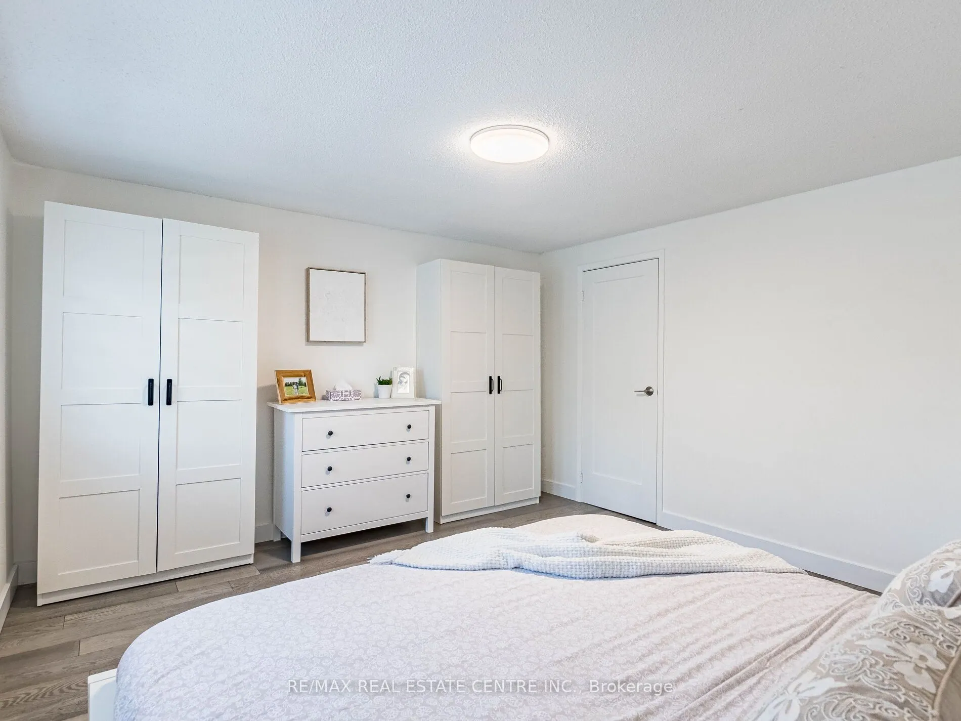 52 Mozart Crescent
