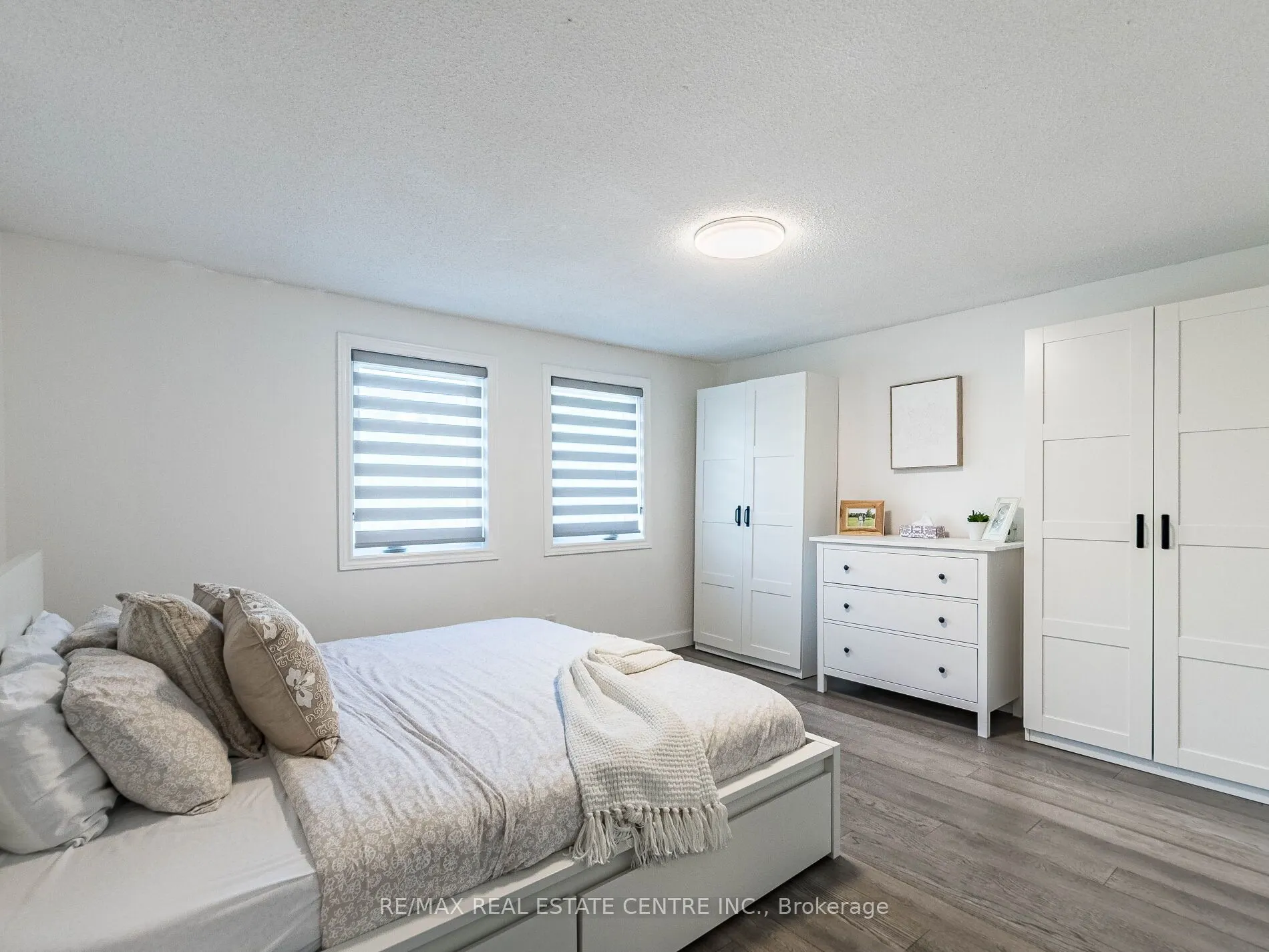 52 Mozart Crescent
