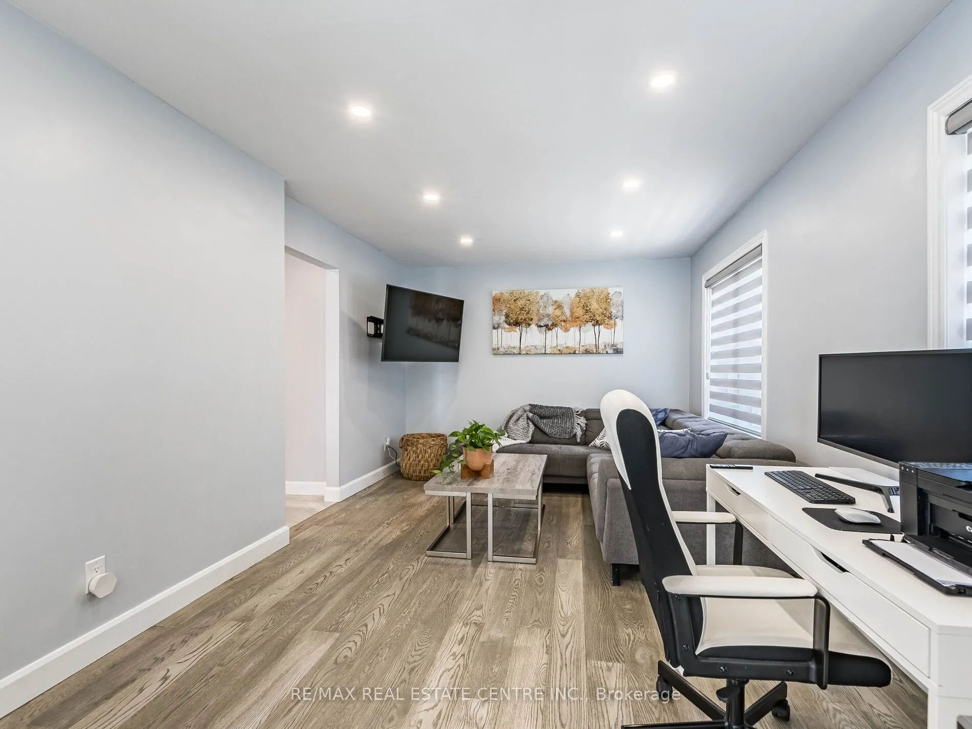 52 Mozart Crescent