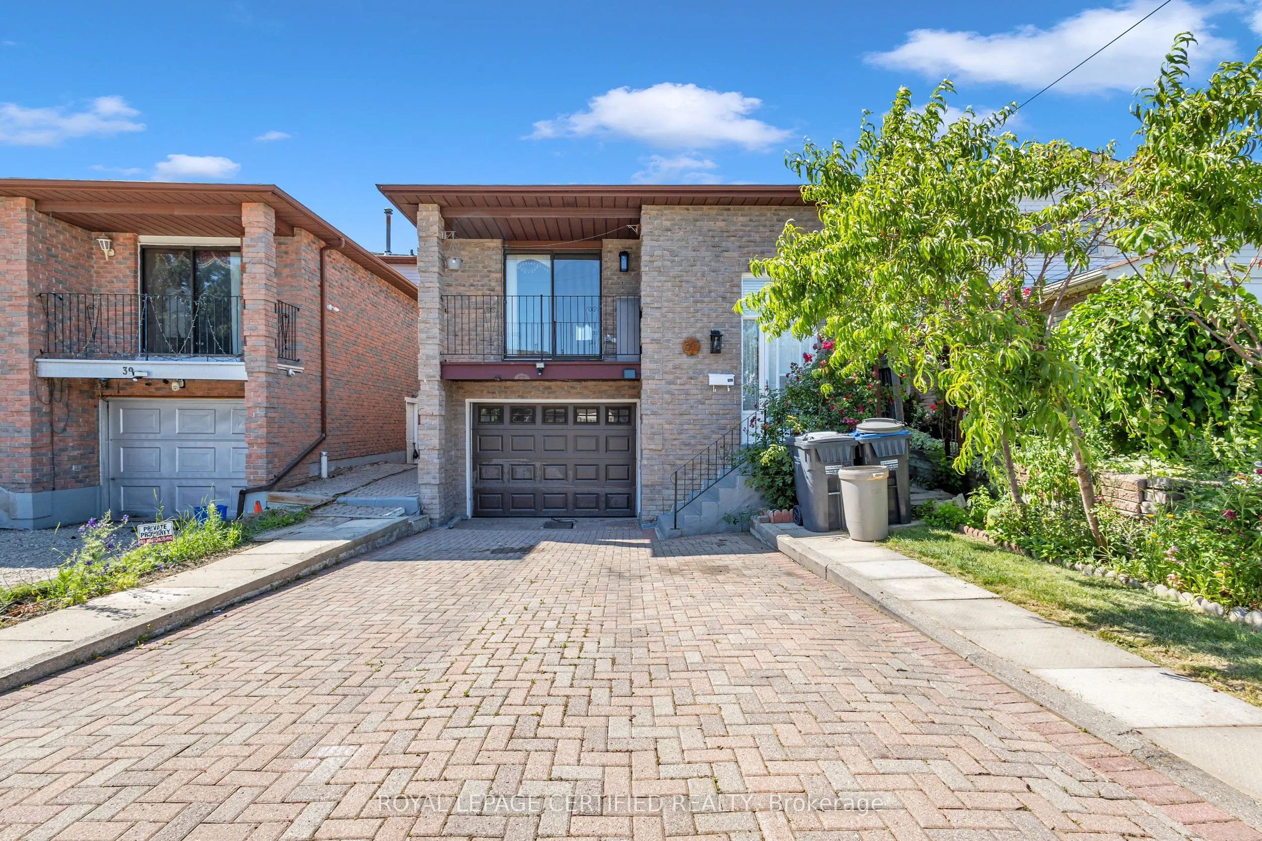 37 Dafoe Crescent