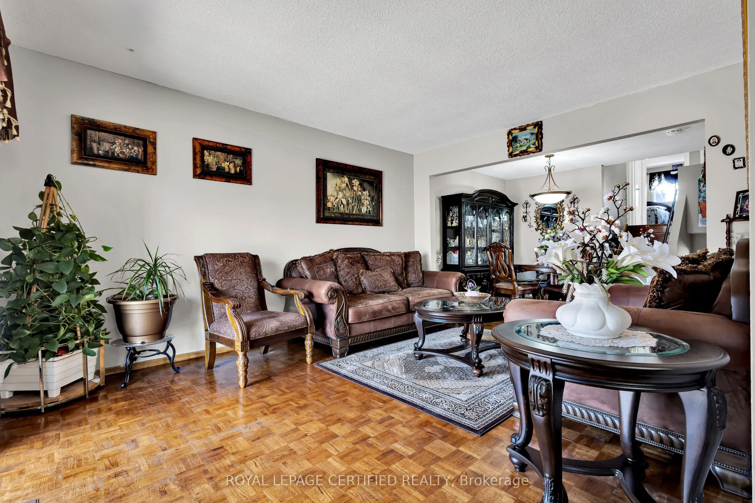 37 Dafoe Crescent