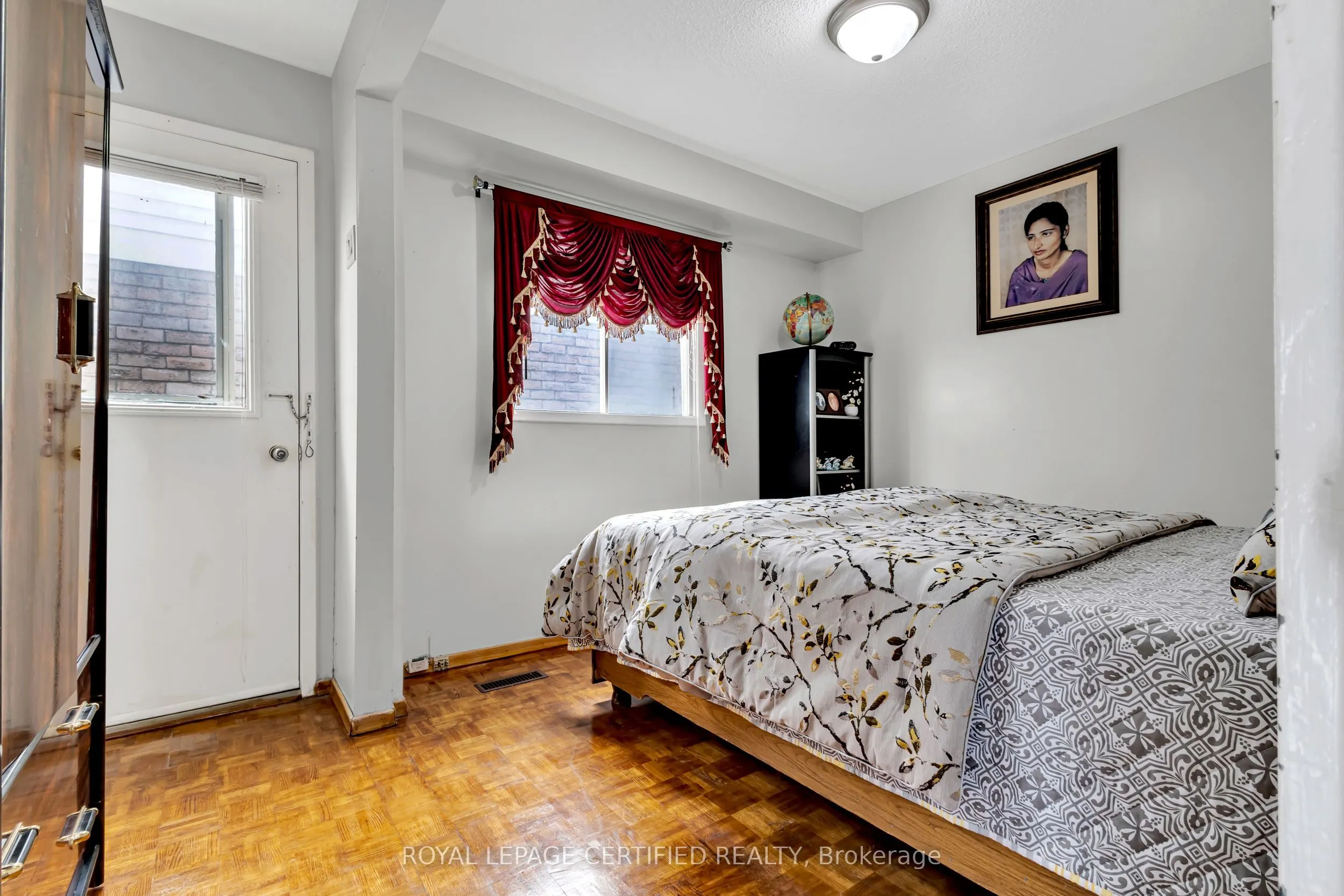 37 Dafoe Crescent