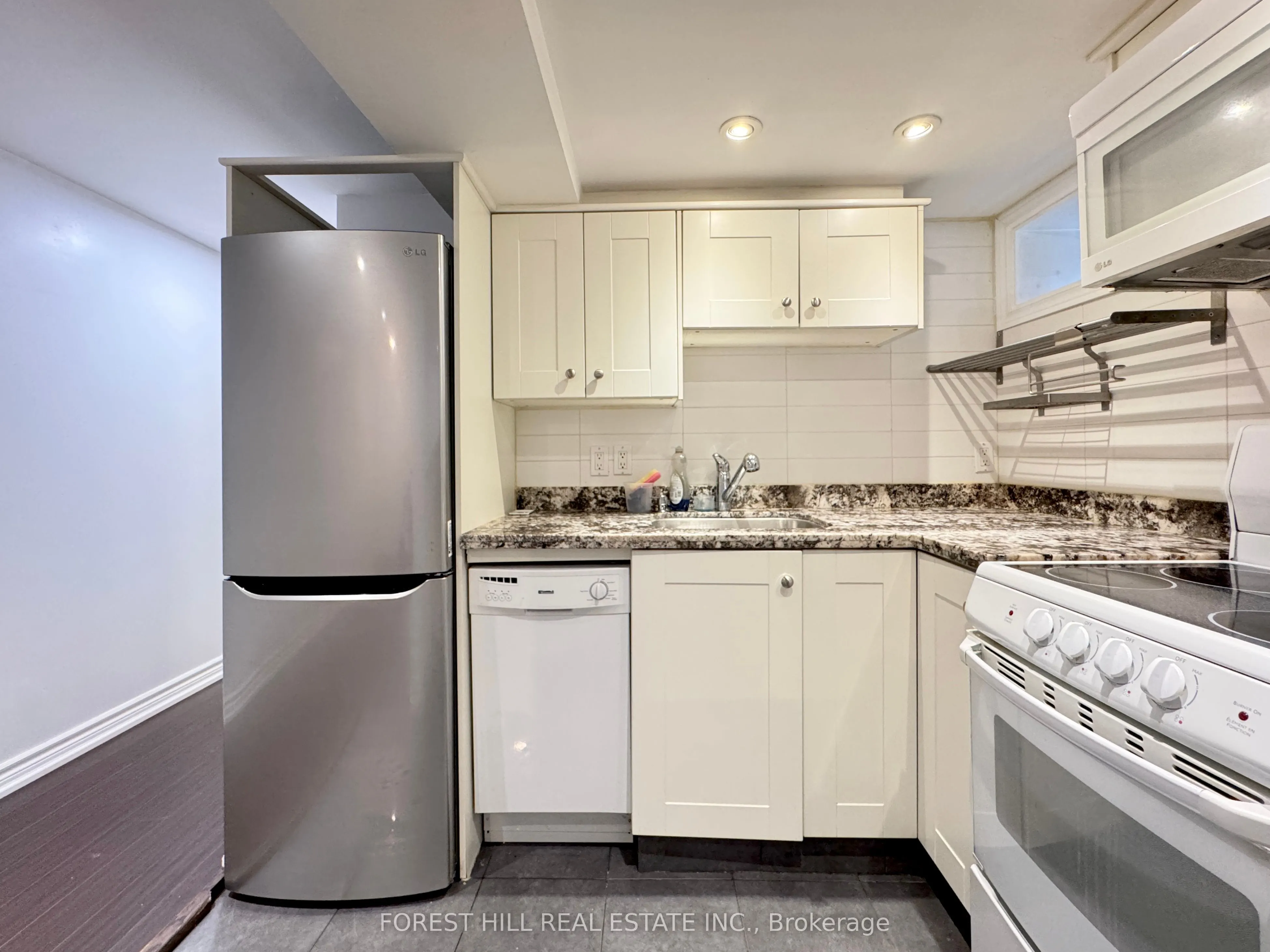64 Lansdowne Avenue, #Bsmt