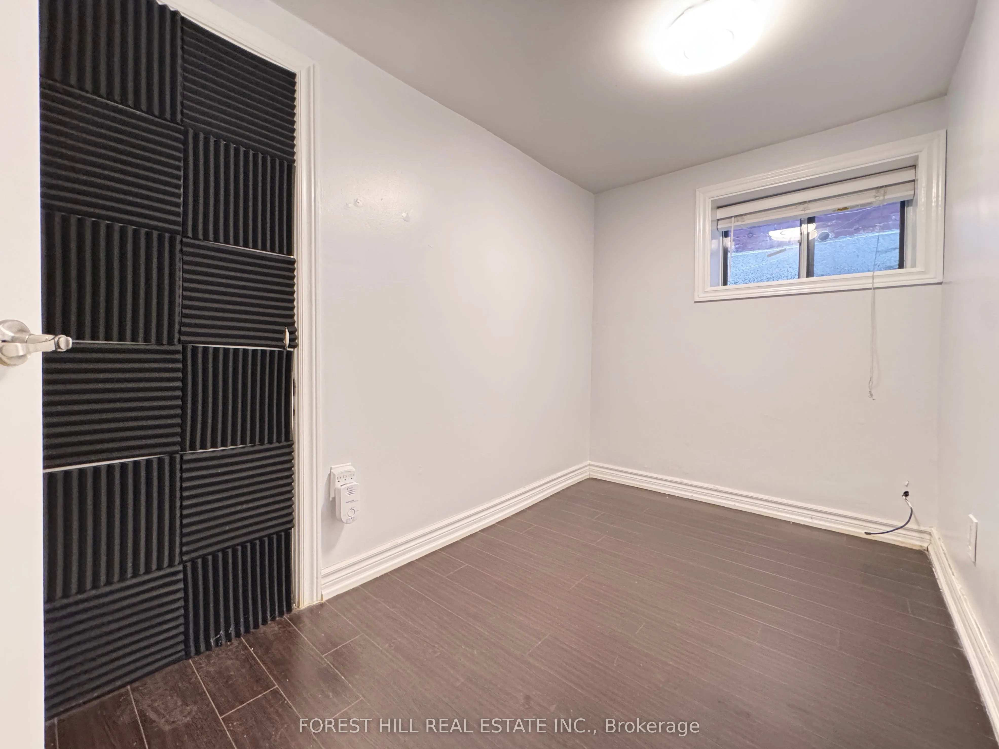 64 Lansdowne Avenue, #Bsmt