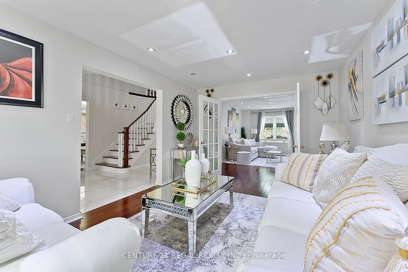 97 Hinchley Wood Grove