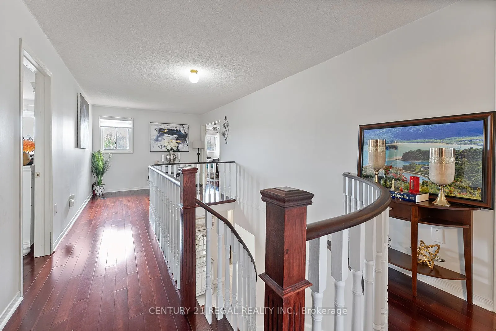 97 Hinchley Wood Grove