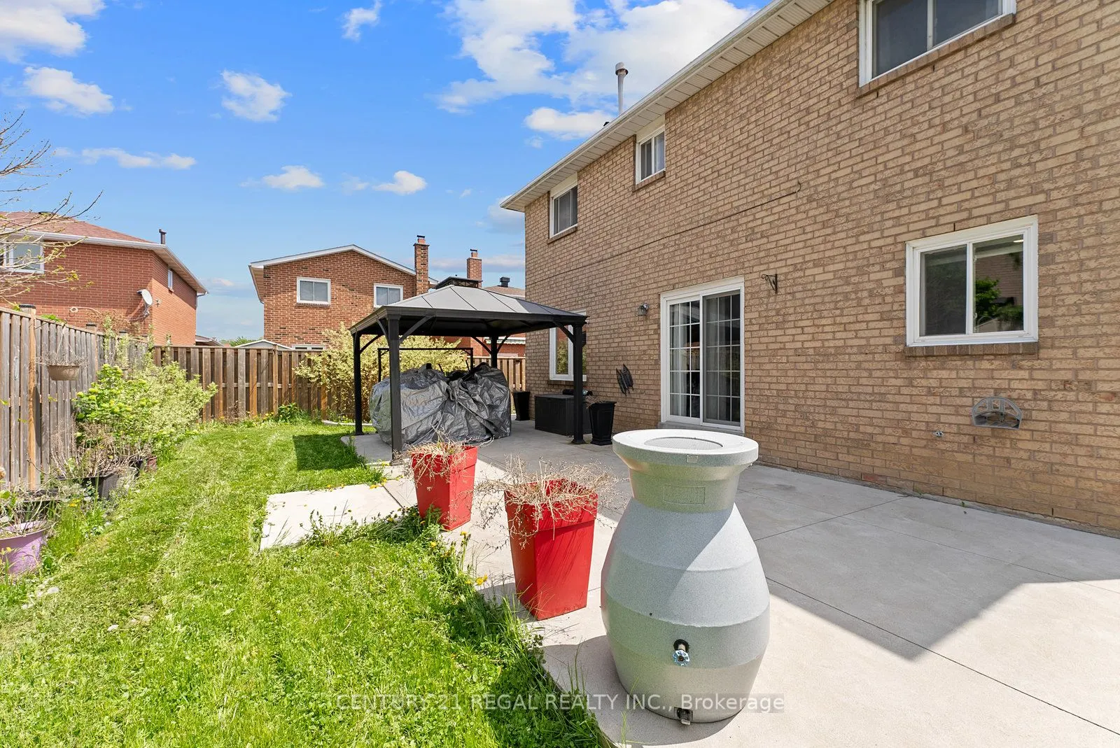 97 Hinchley Wood Grove