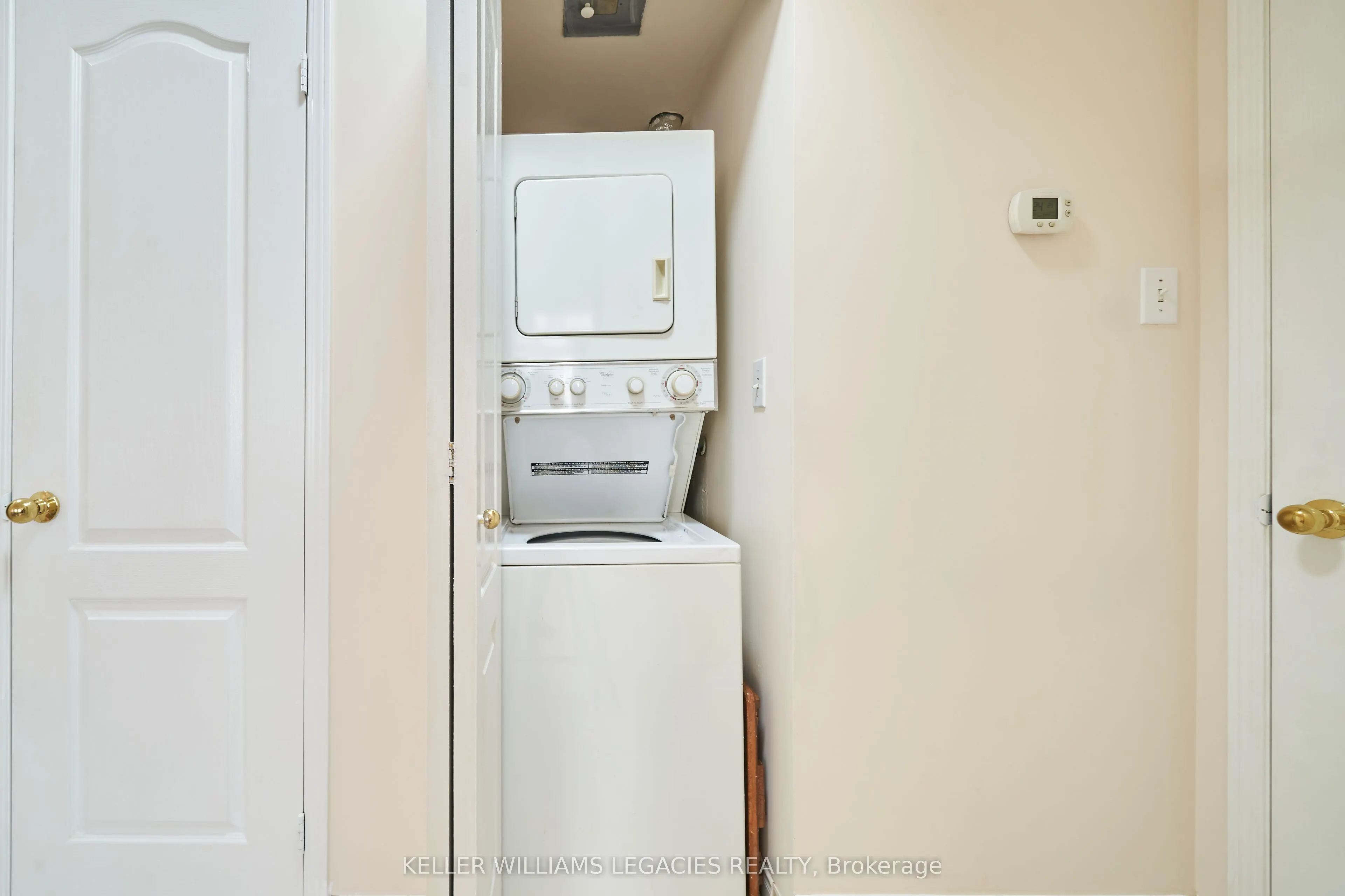 2874 Keele Street, #205