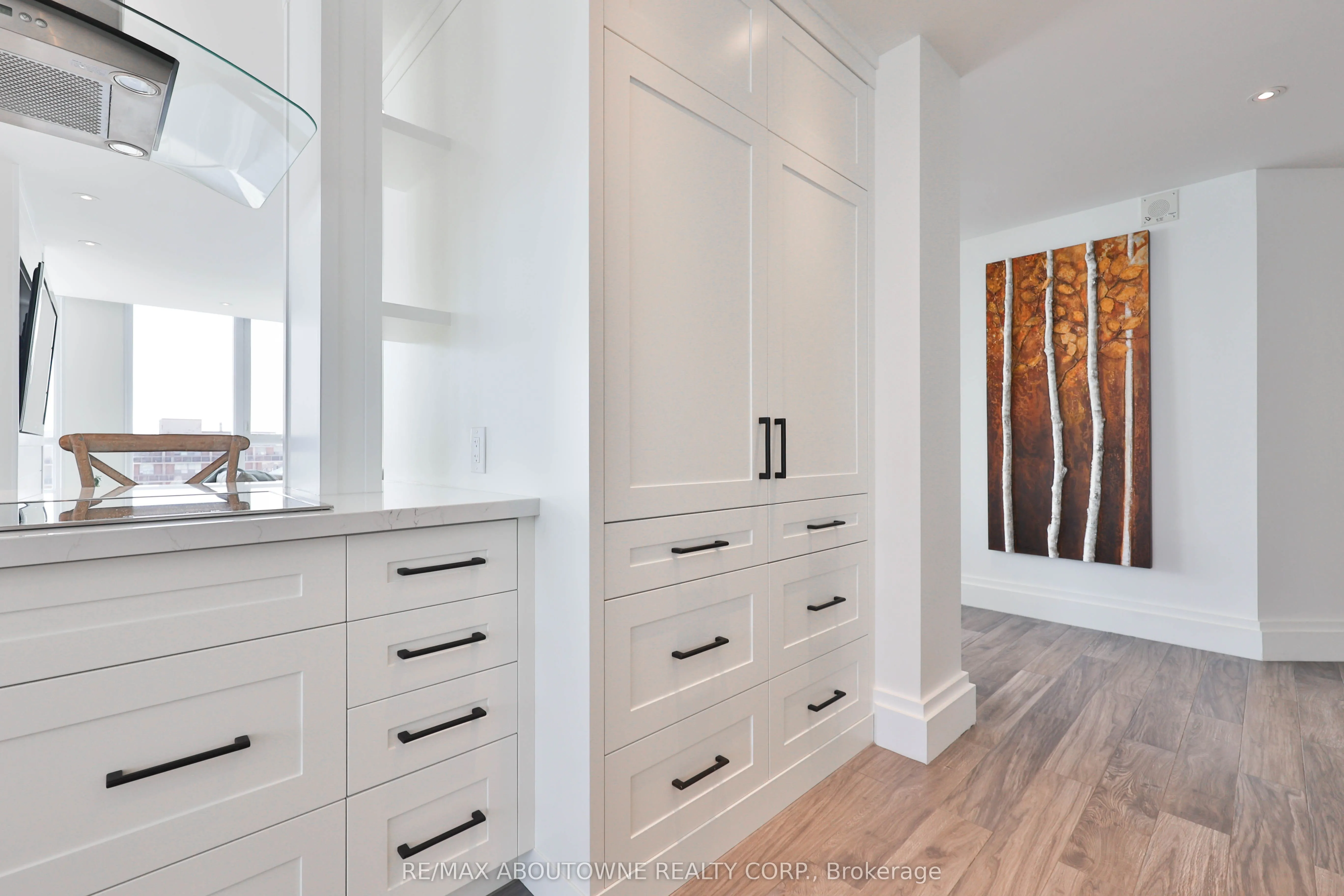 415 Locust Street, #1103