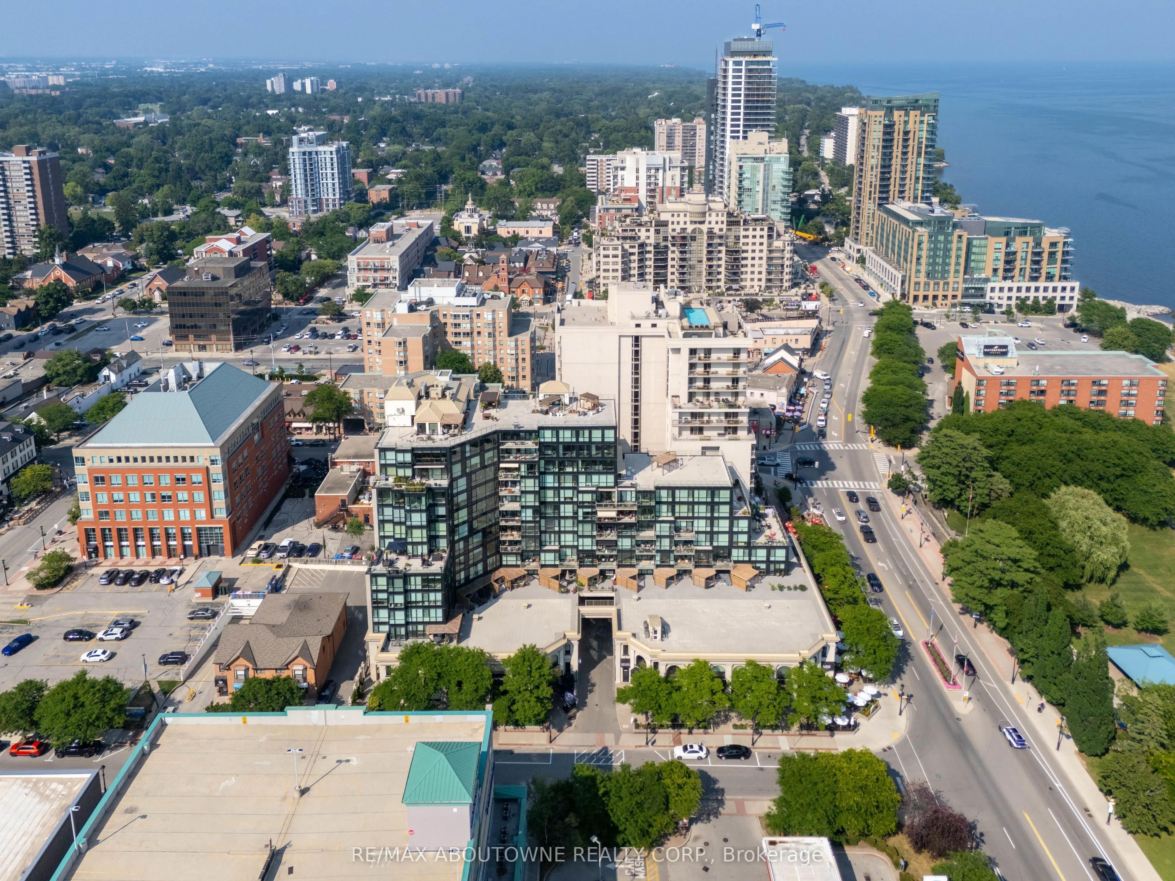 415 Locust Street, #1103