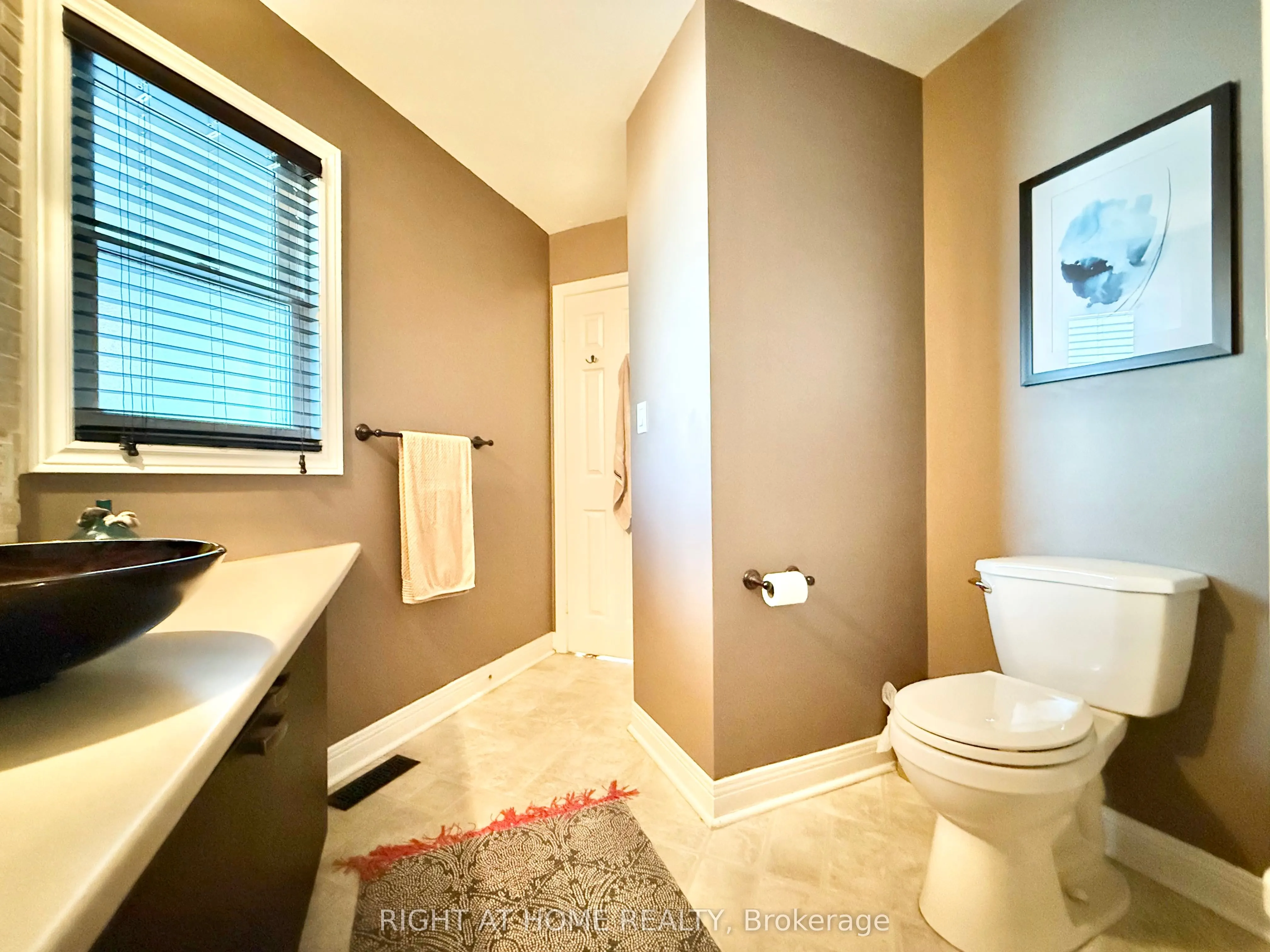 1220 Thorpe Road, #214