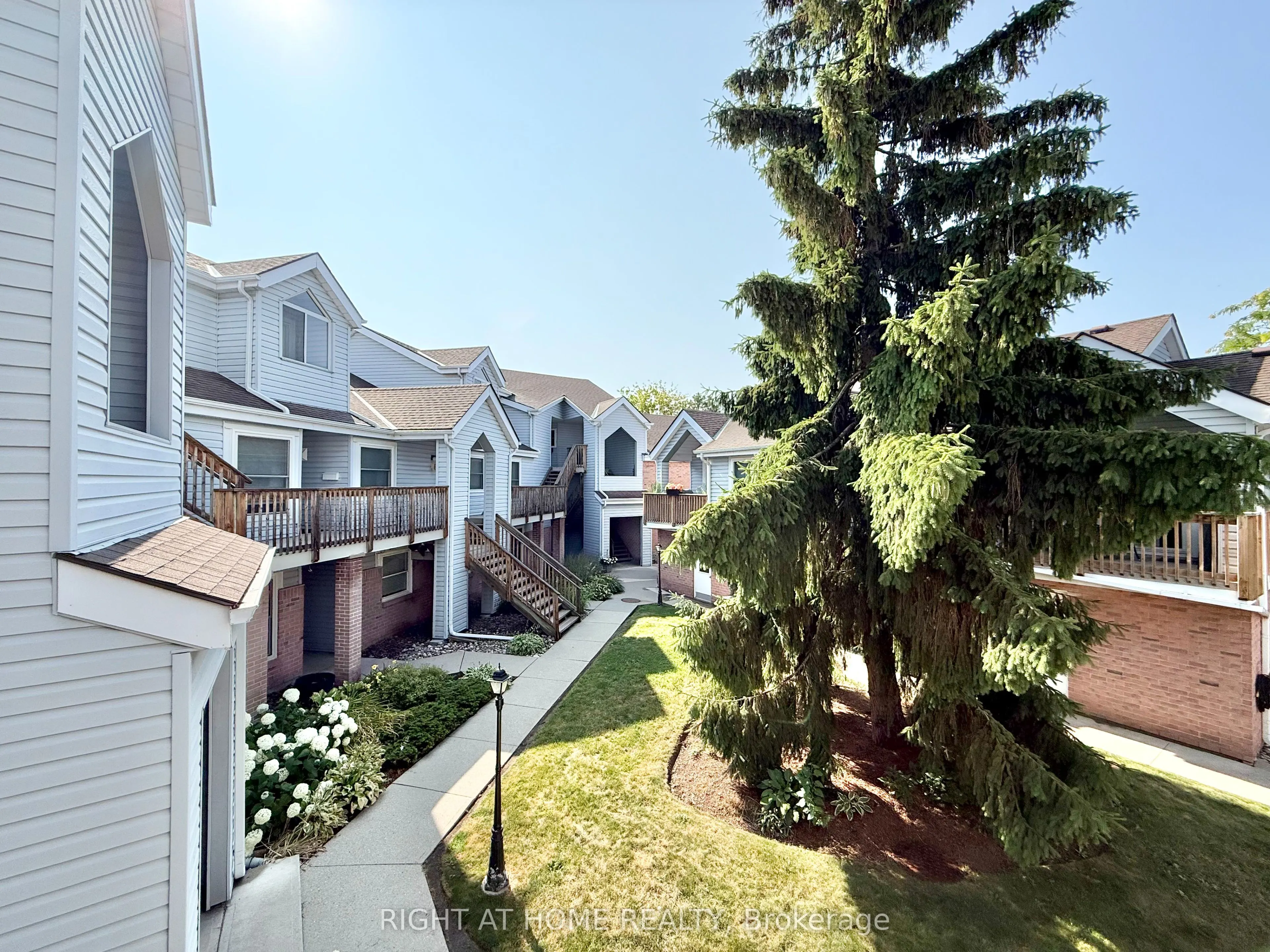 1220 Thorpe Road, #214