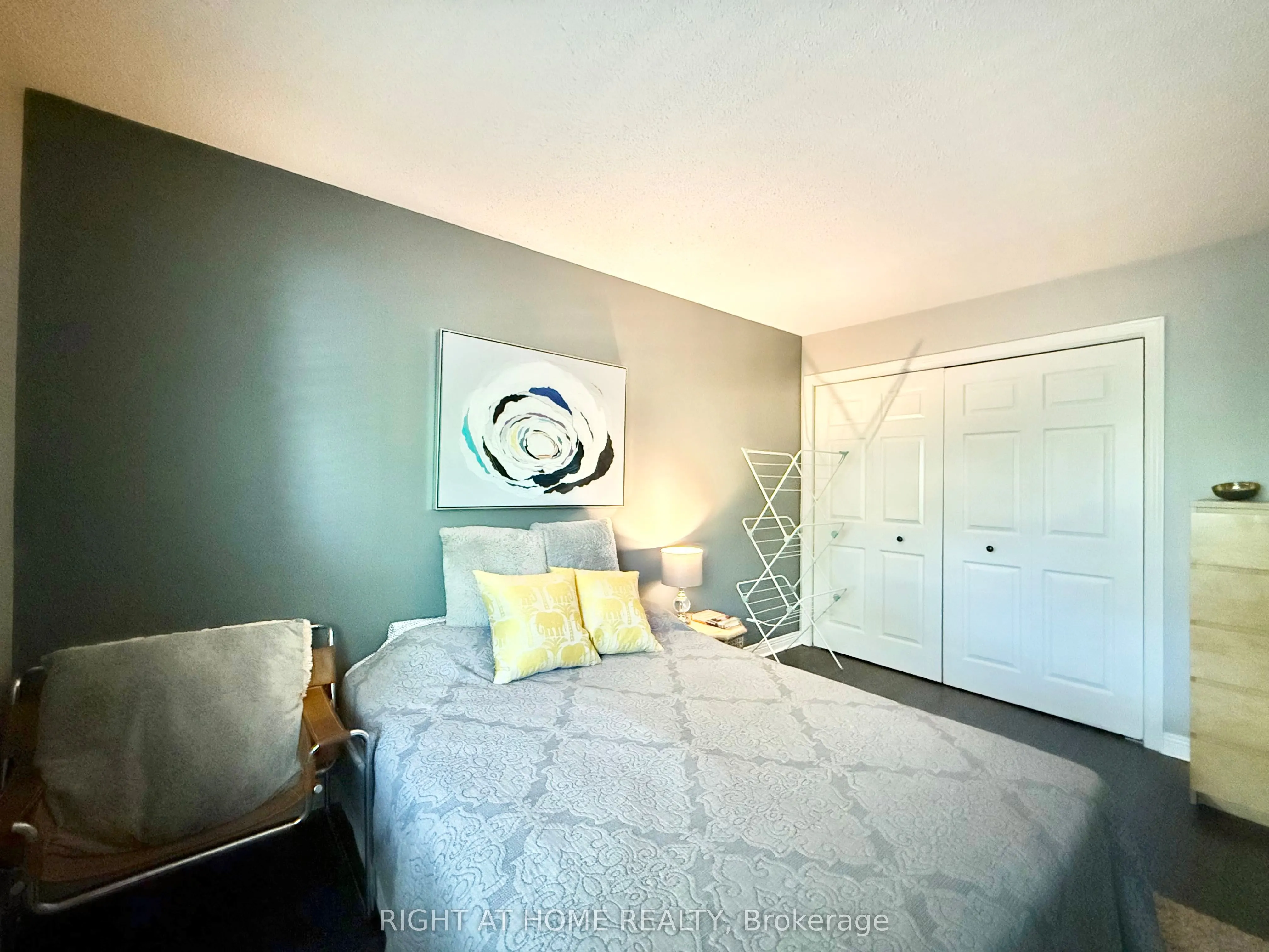 1220 Thorpe Road, #214