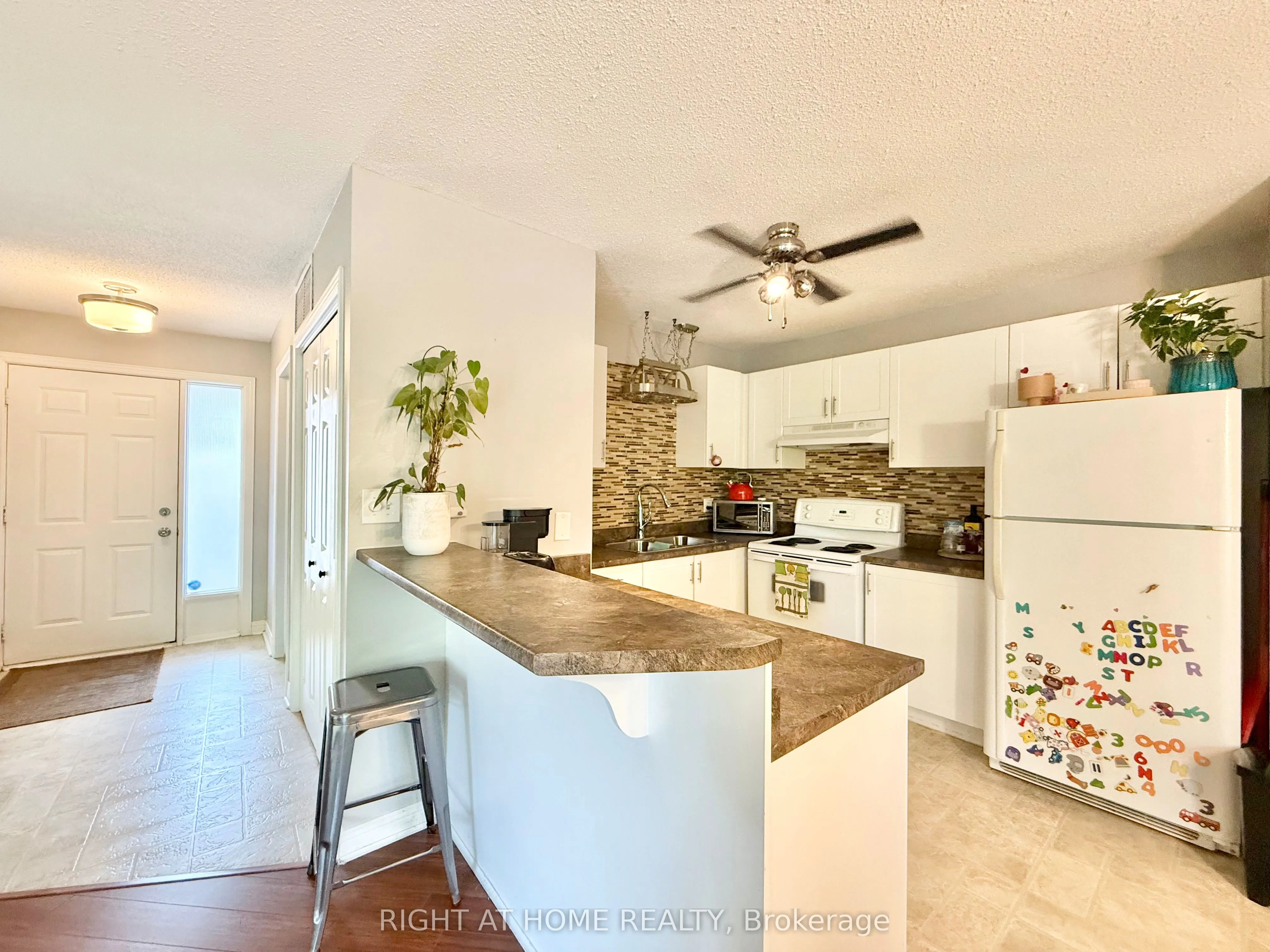 1220 Thorpe Road, #214