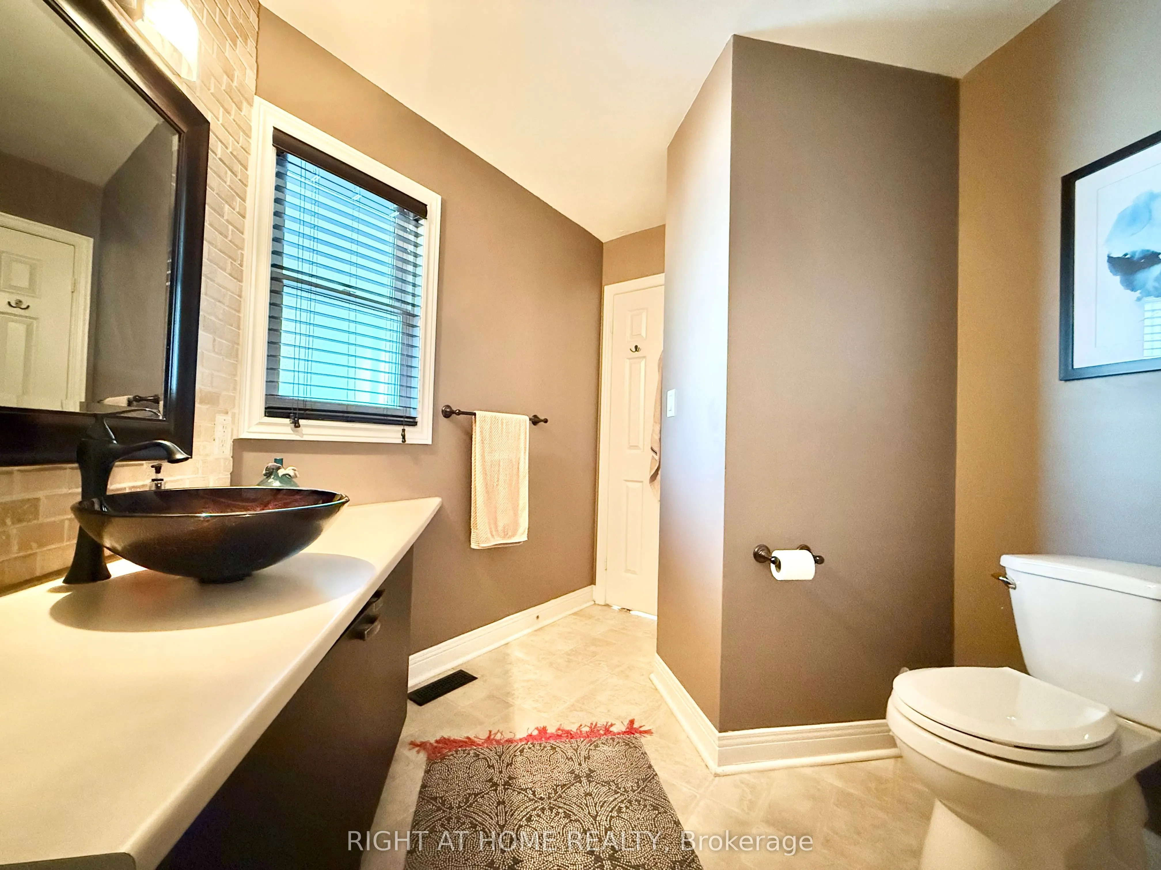 1220 Thorpe Road, #214