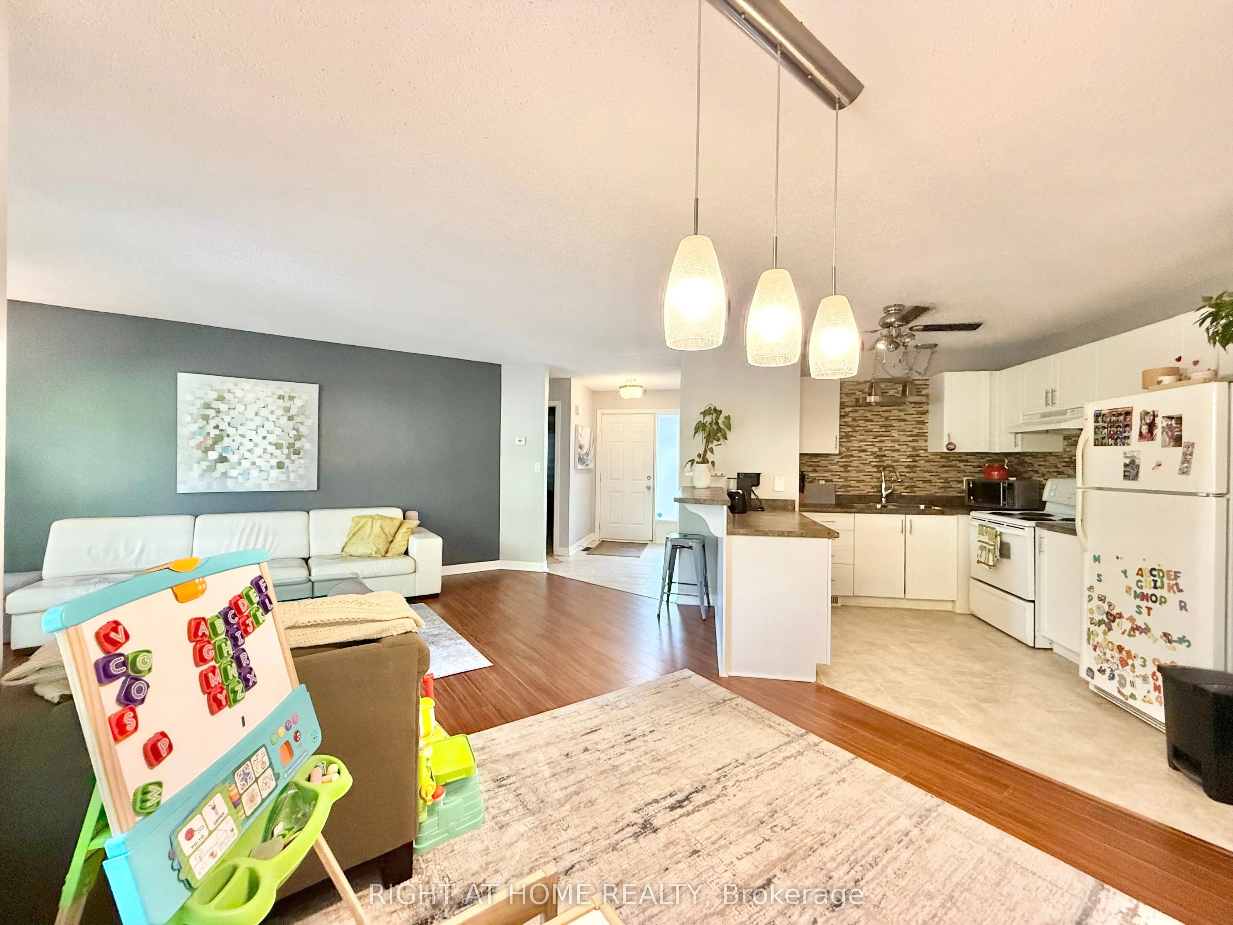 1220 Thorpe Road, #214